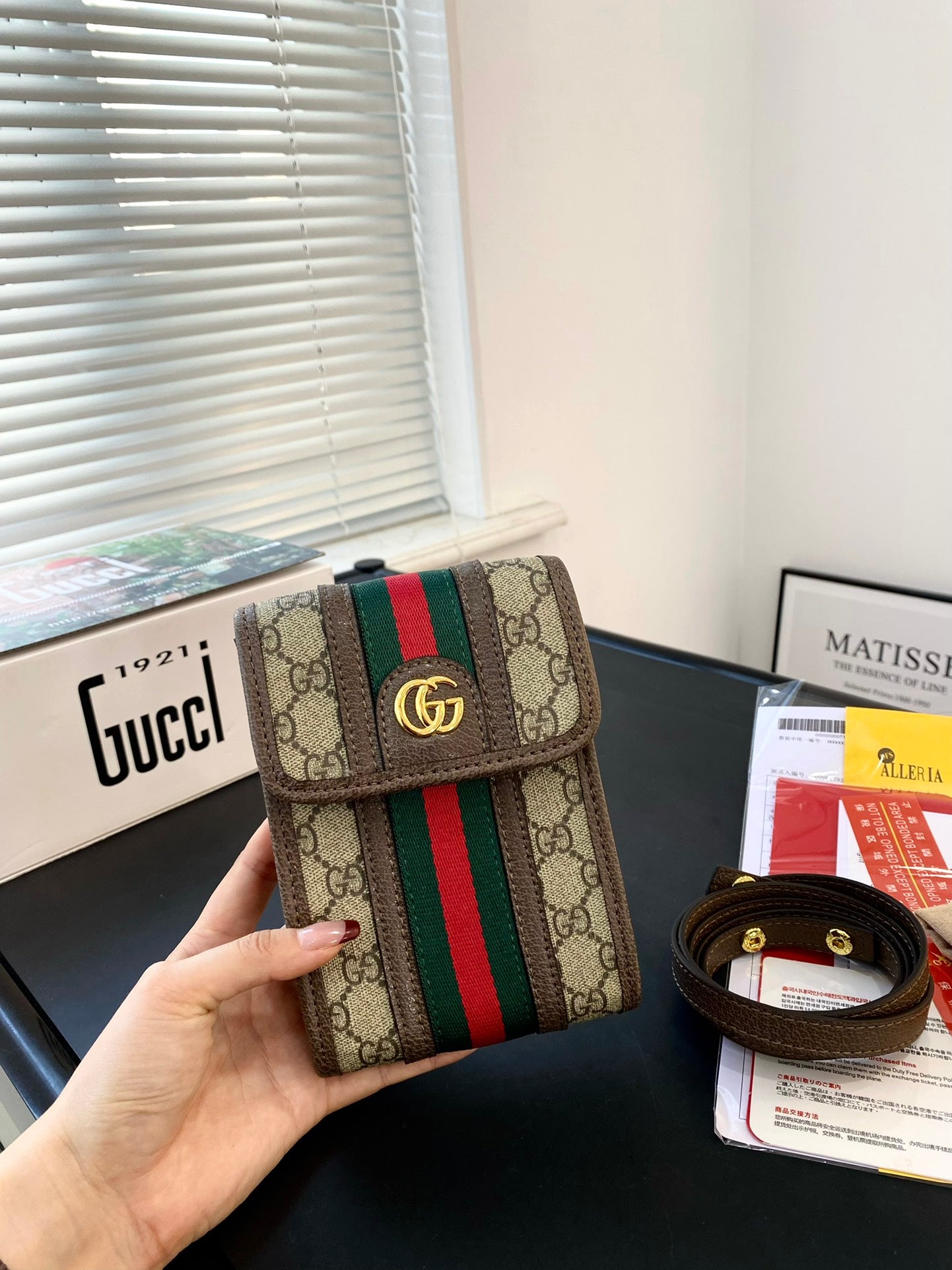 GUCCI-850