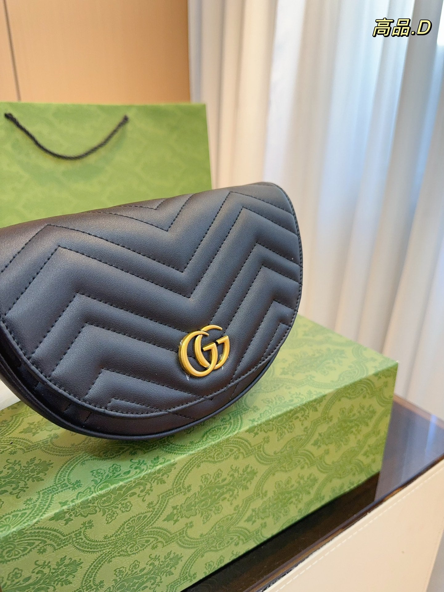 GUCCI-910
