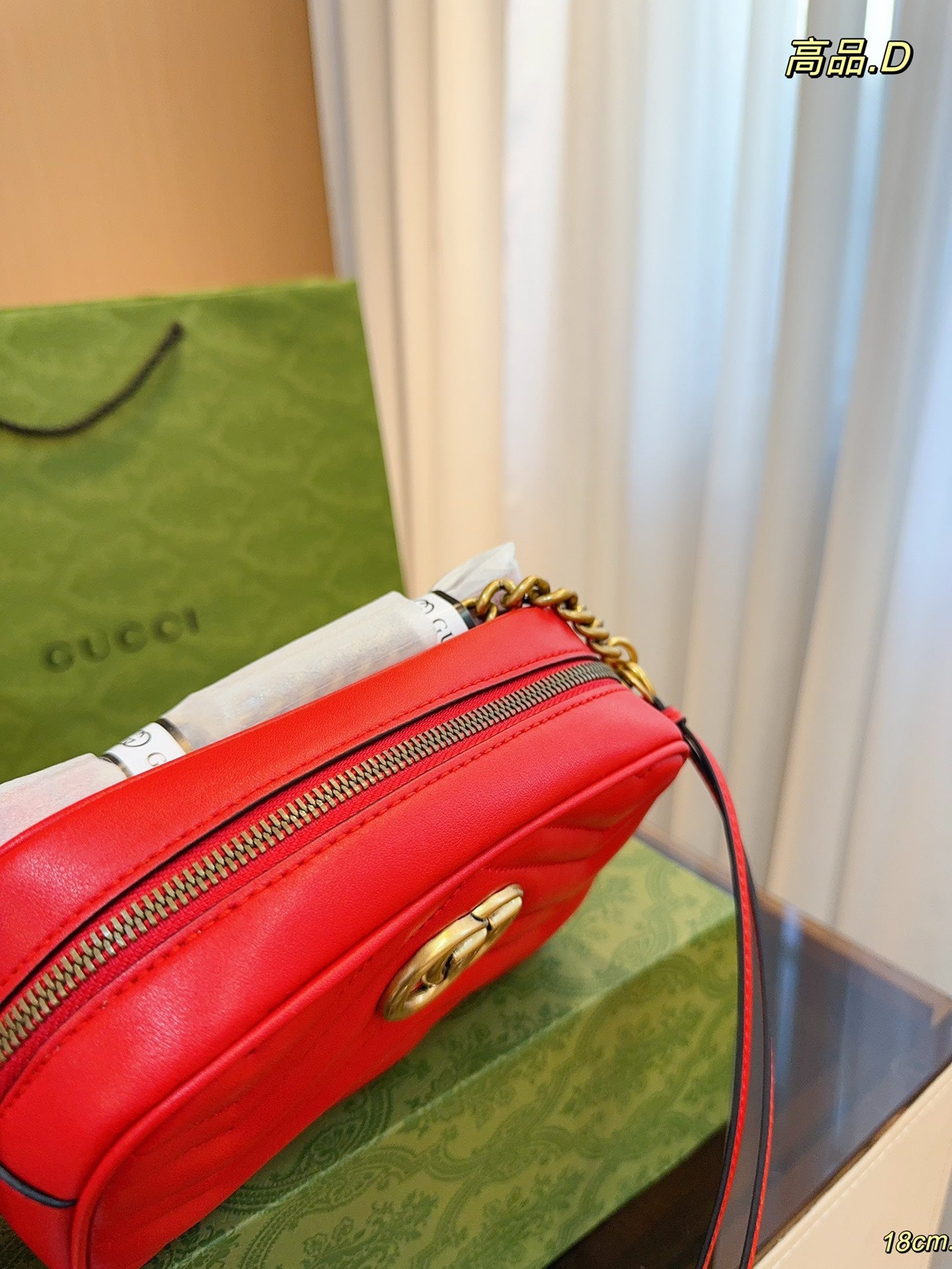 GUCCI-935