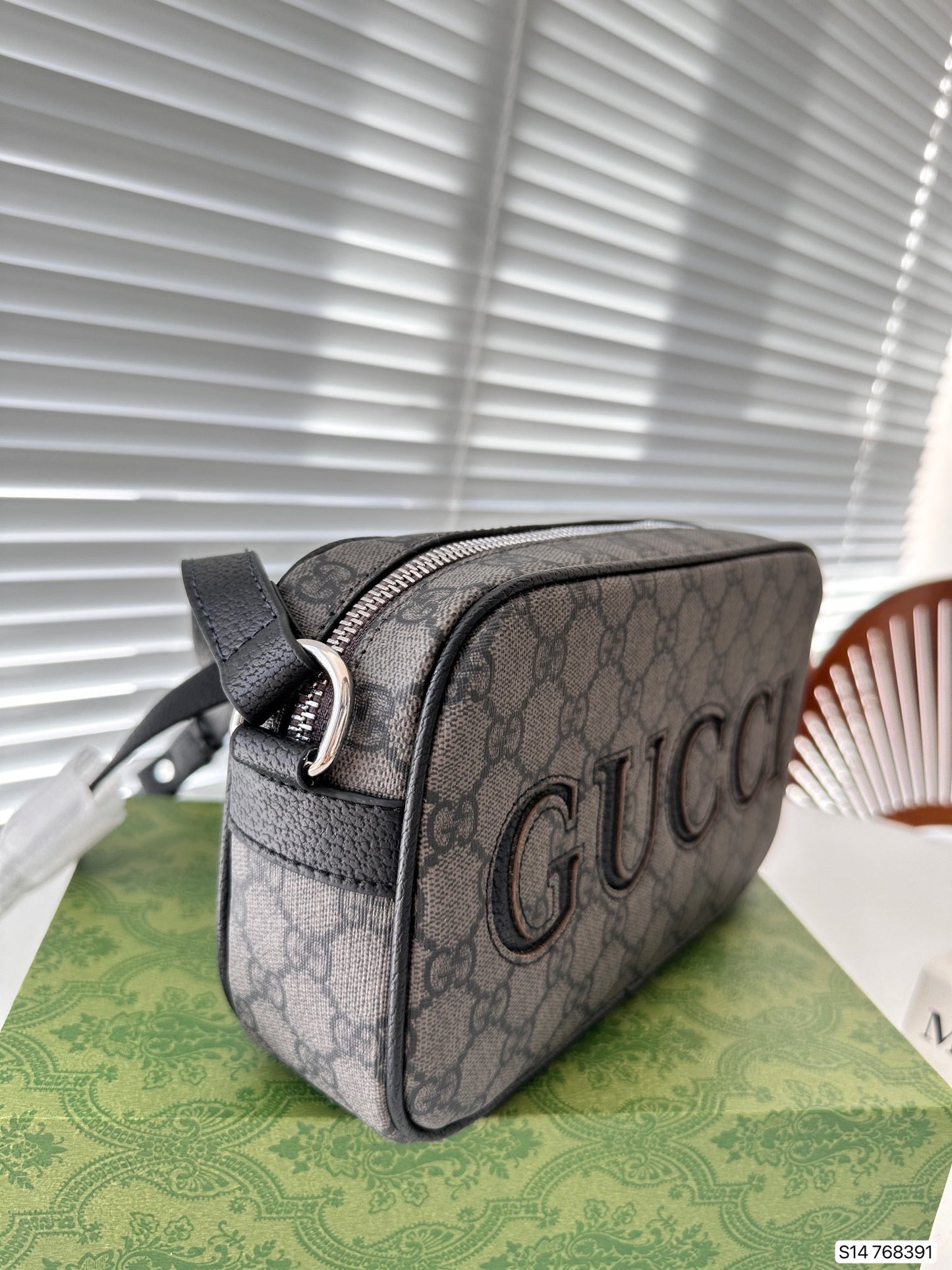 GUCCI-845