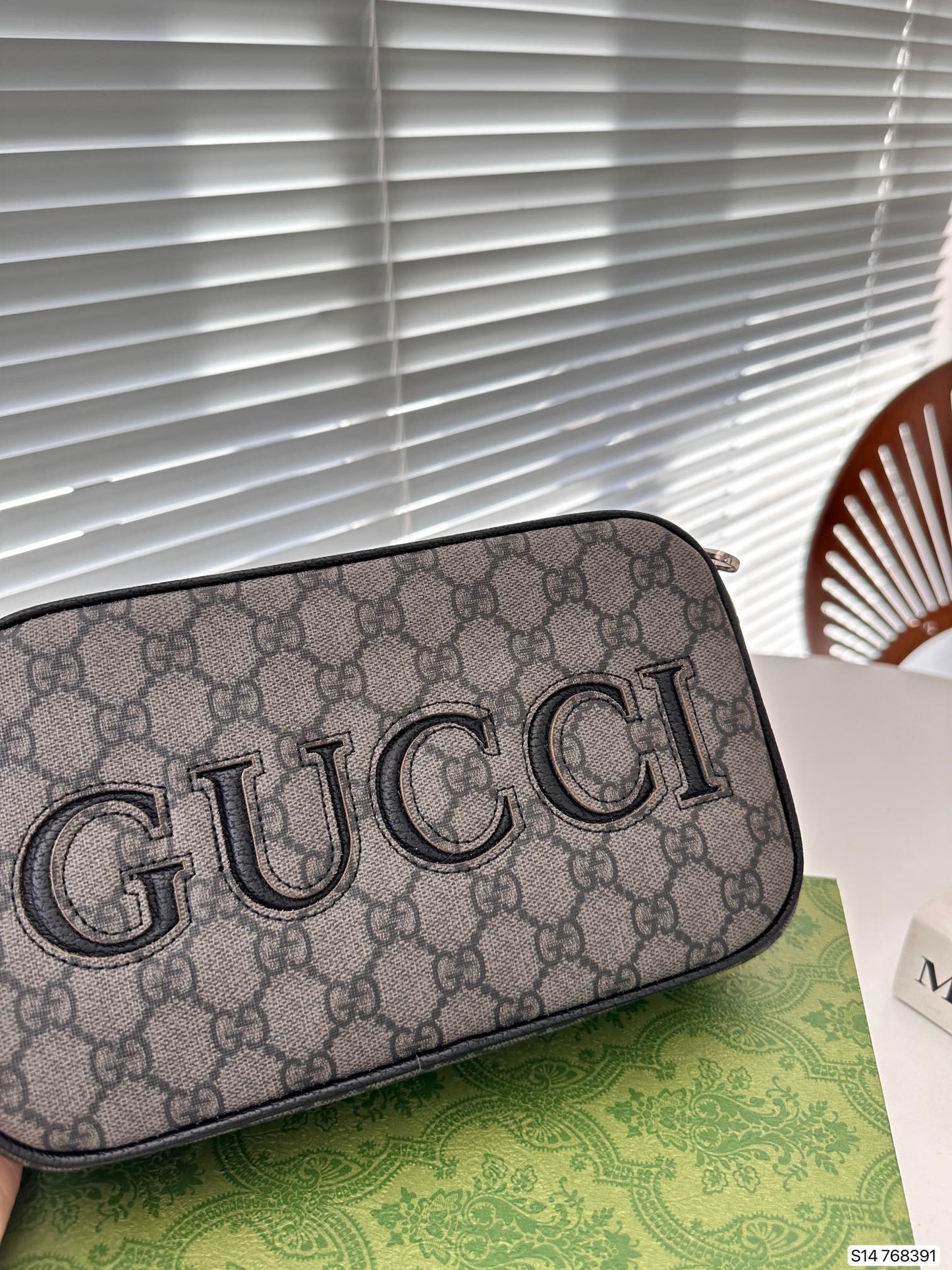 GUCCI-845