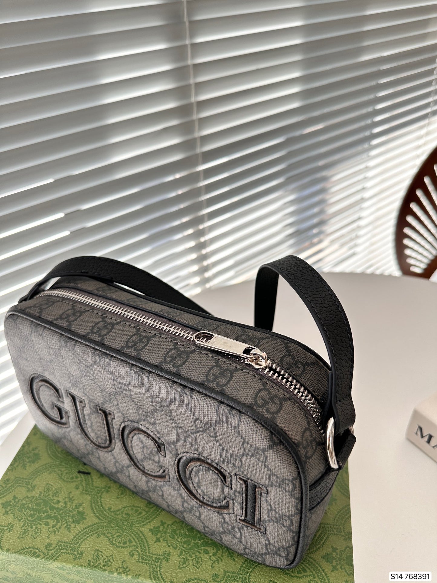 GUCCI-845