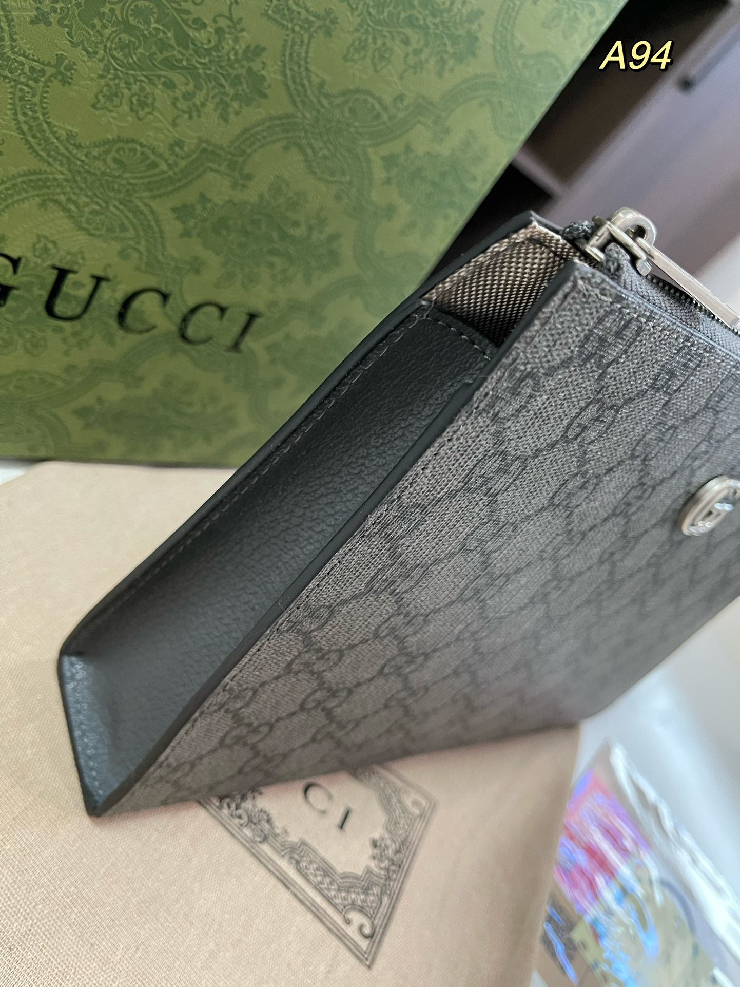 GUCCI-906