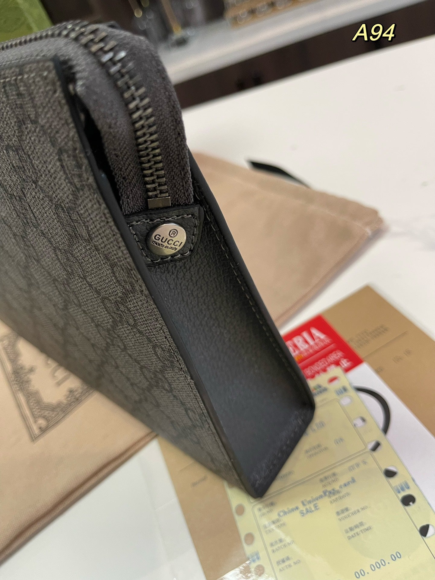 GUCCI-906