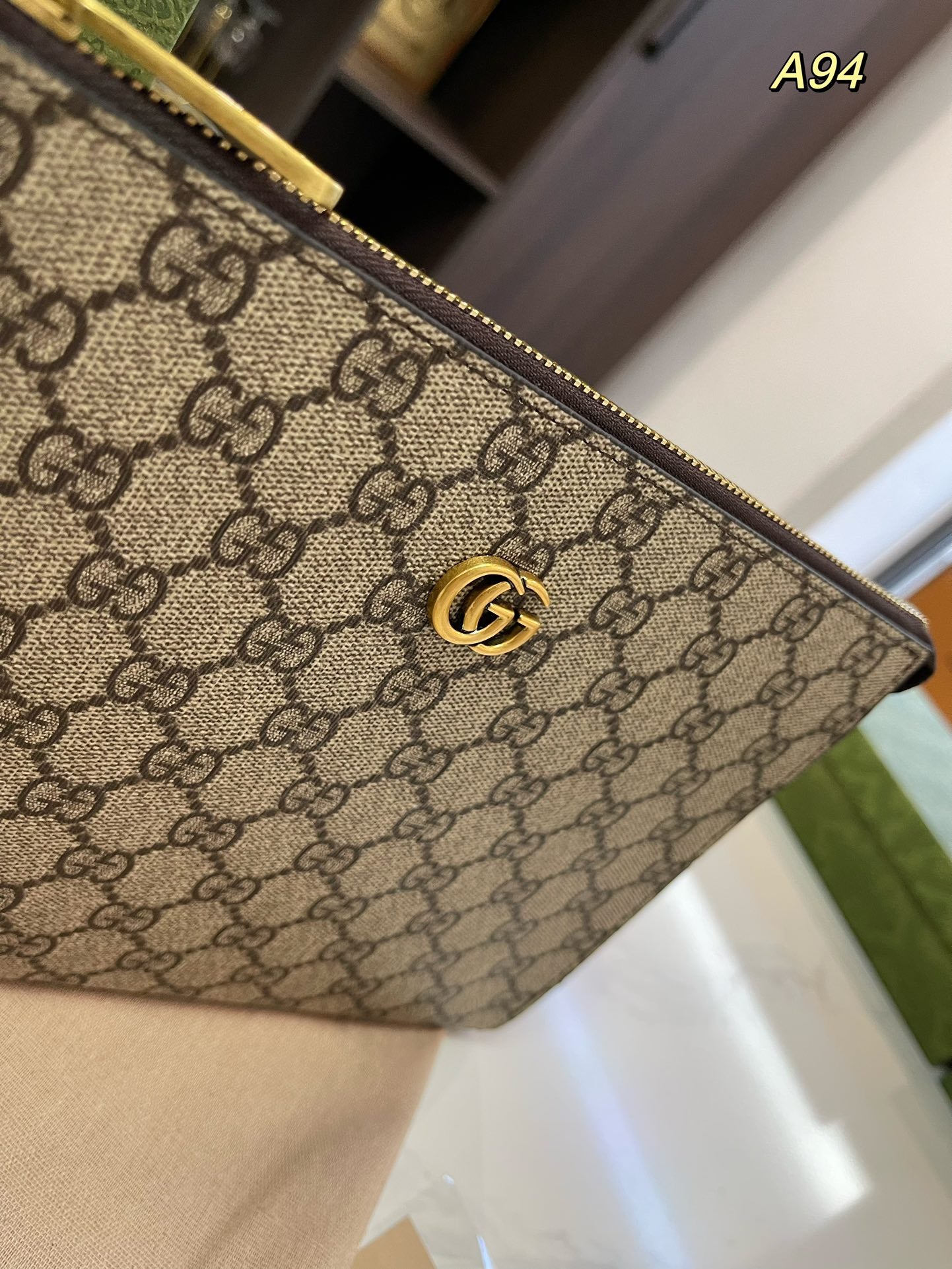 GUCCI-903