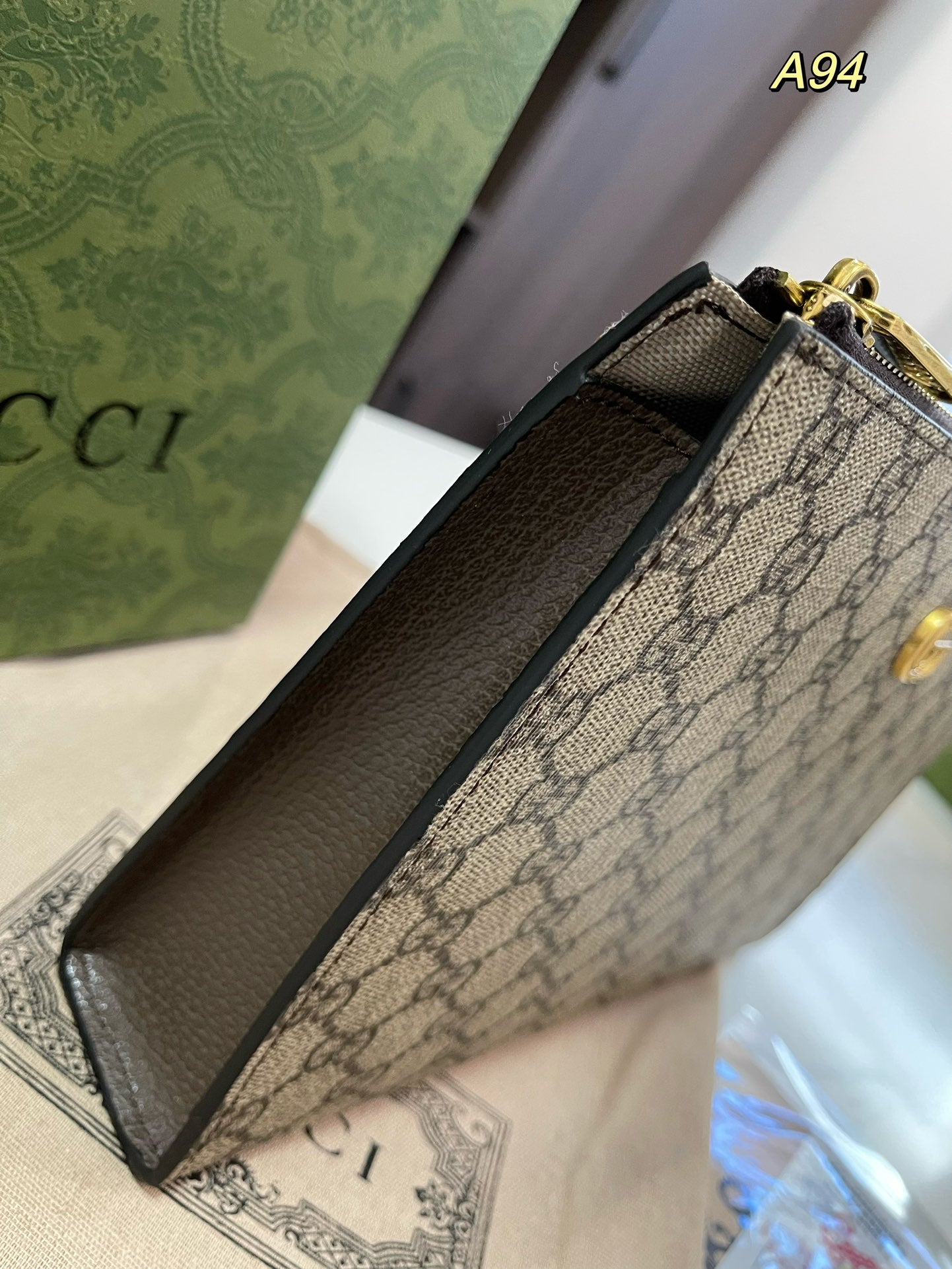 GUCCI-903