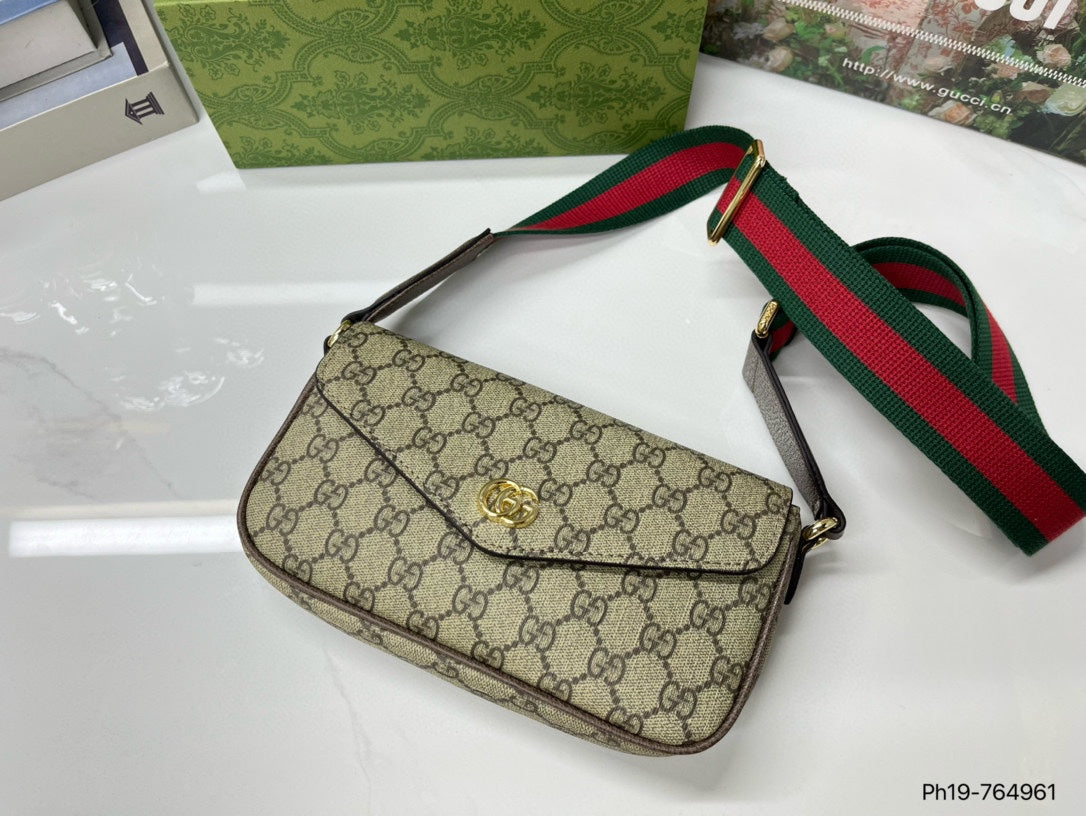 GUCCI-921