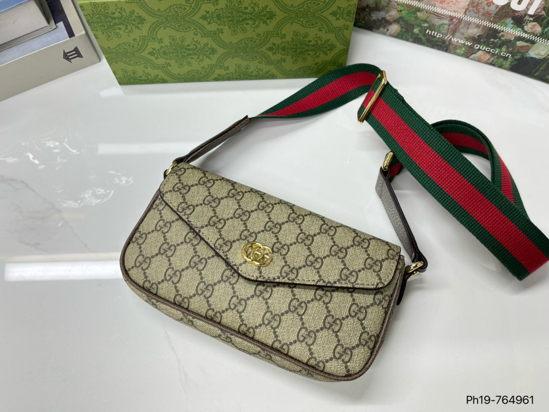 GUCCI-921