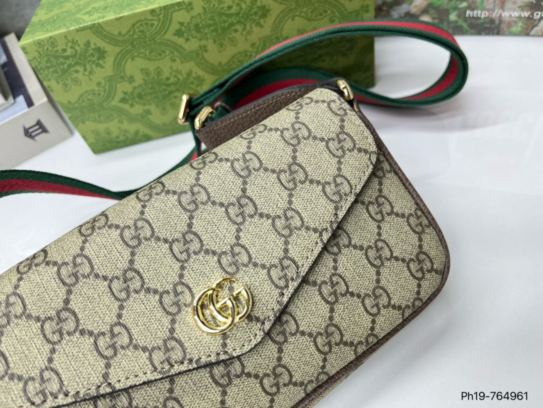 GUCCI-921