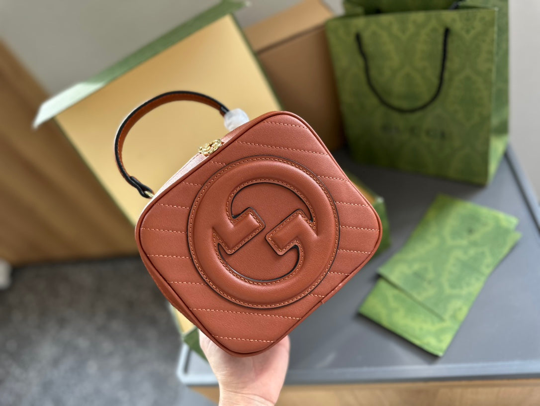 GUCCI-828