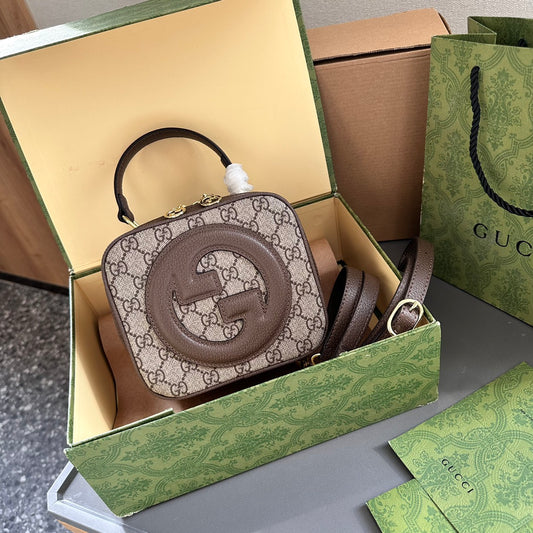 GUCCI-836