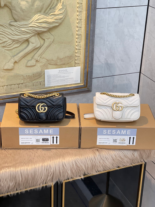 GUCCI-943