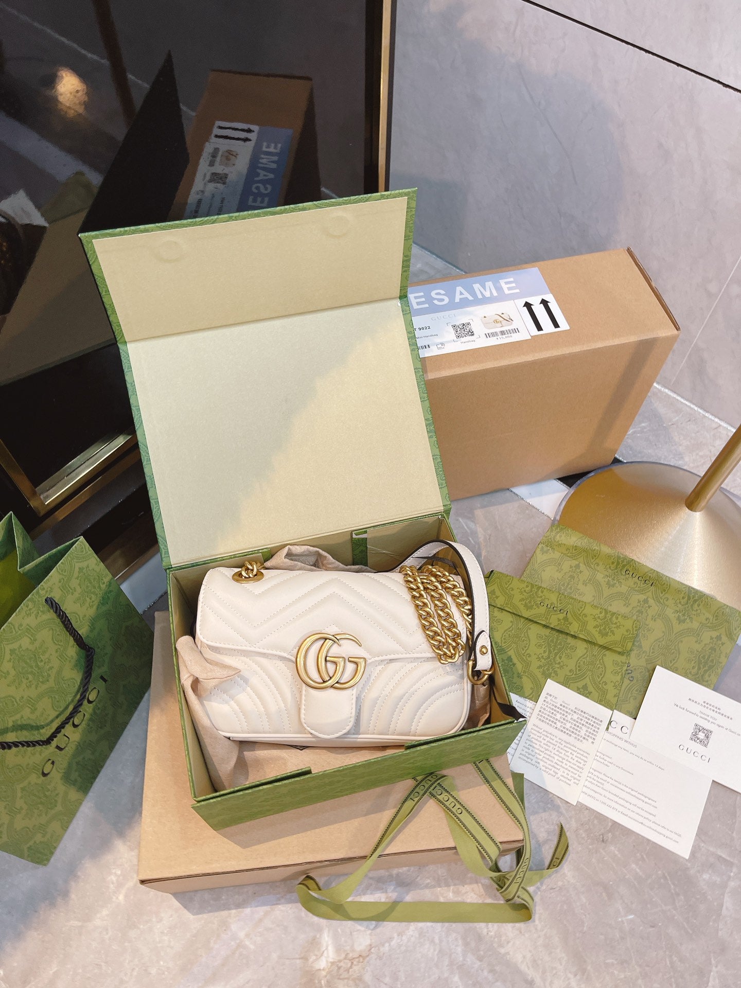 GUCCI-953
