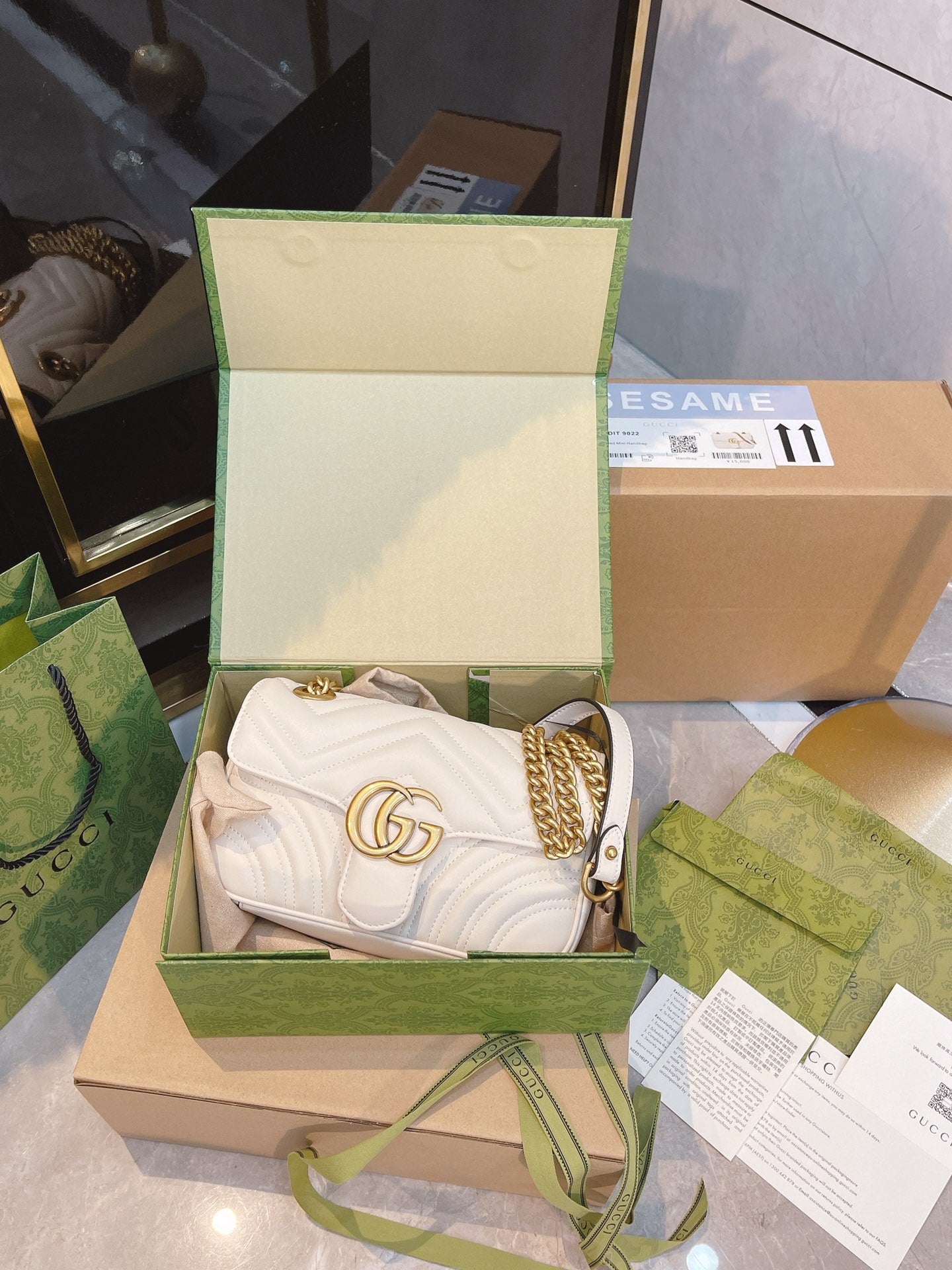 GUCCI-953