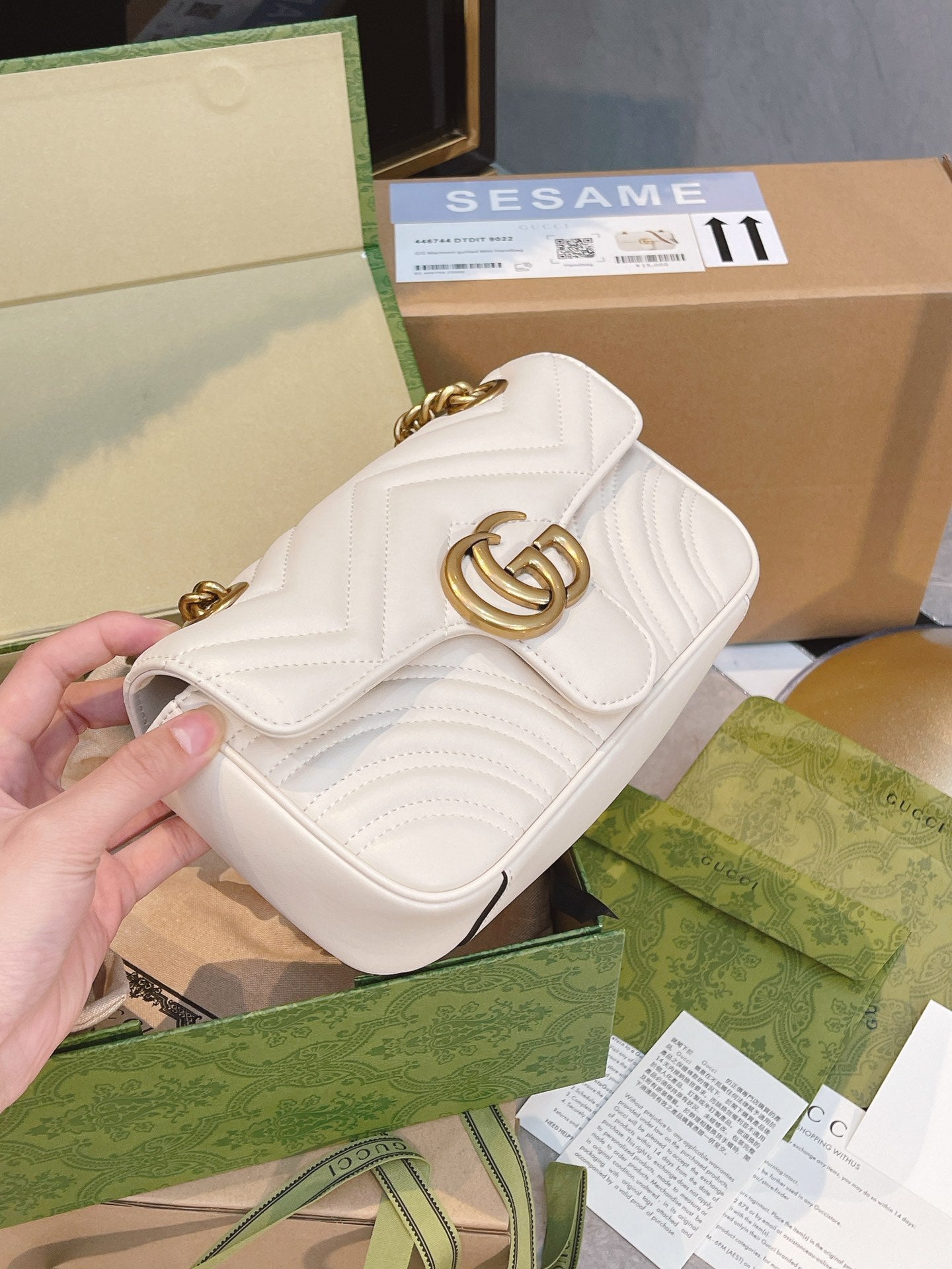 GUCCI-953
