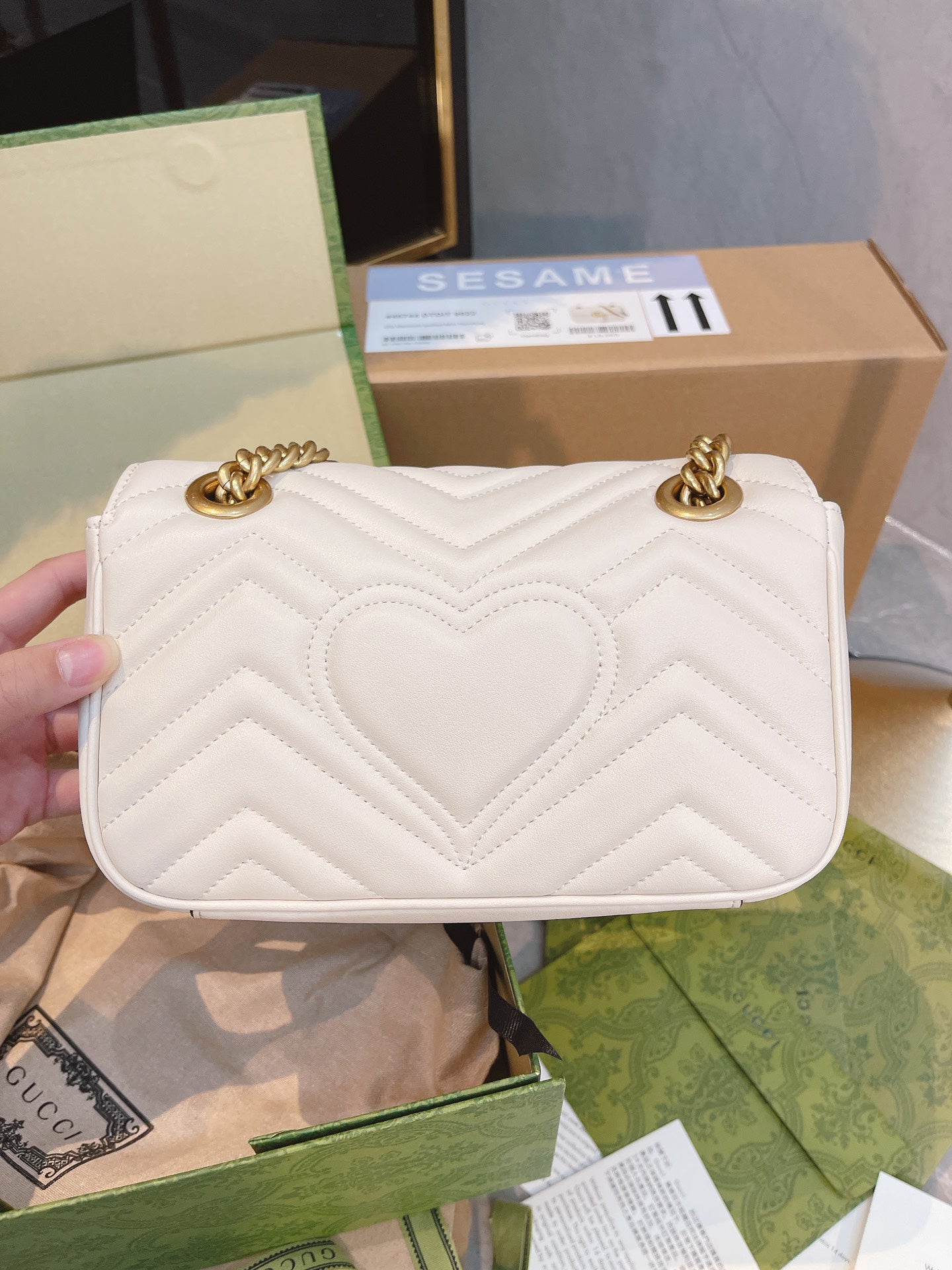 GUCCI-953