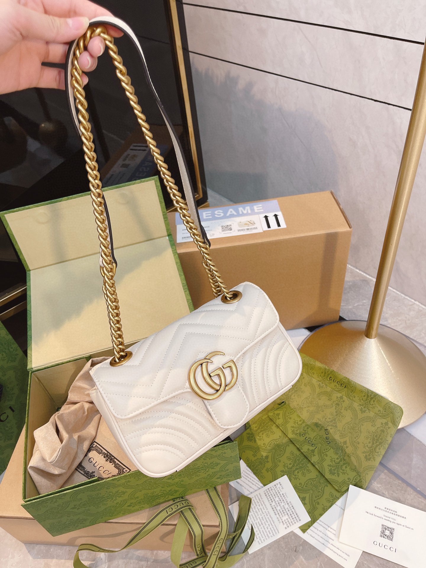 GUCCI-953