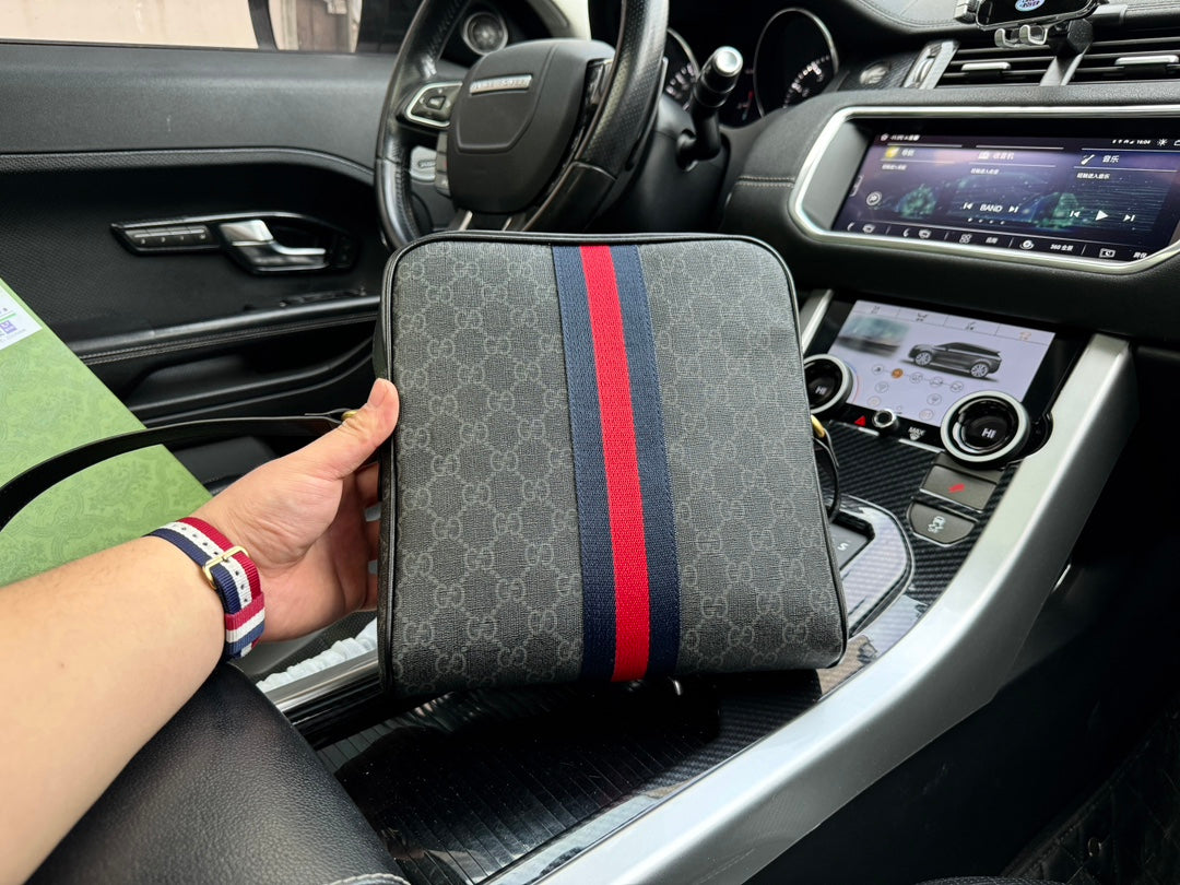 GUCCI-912