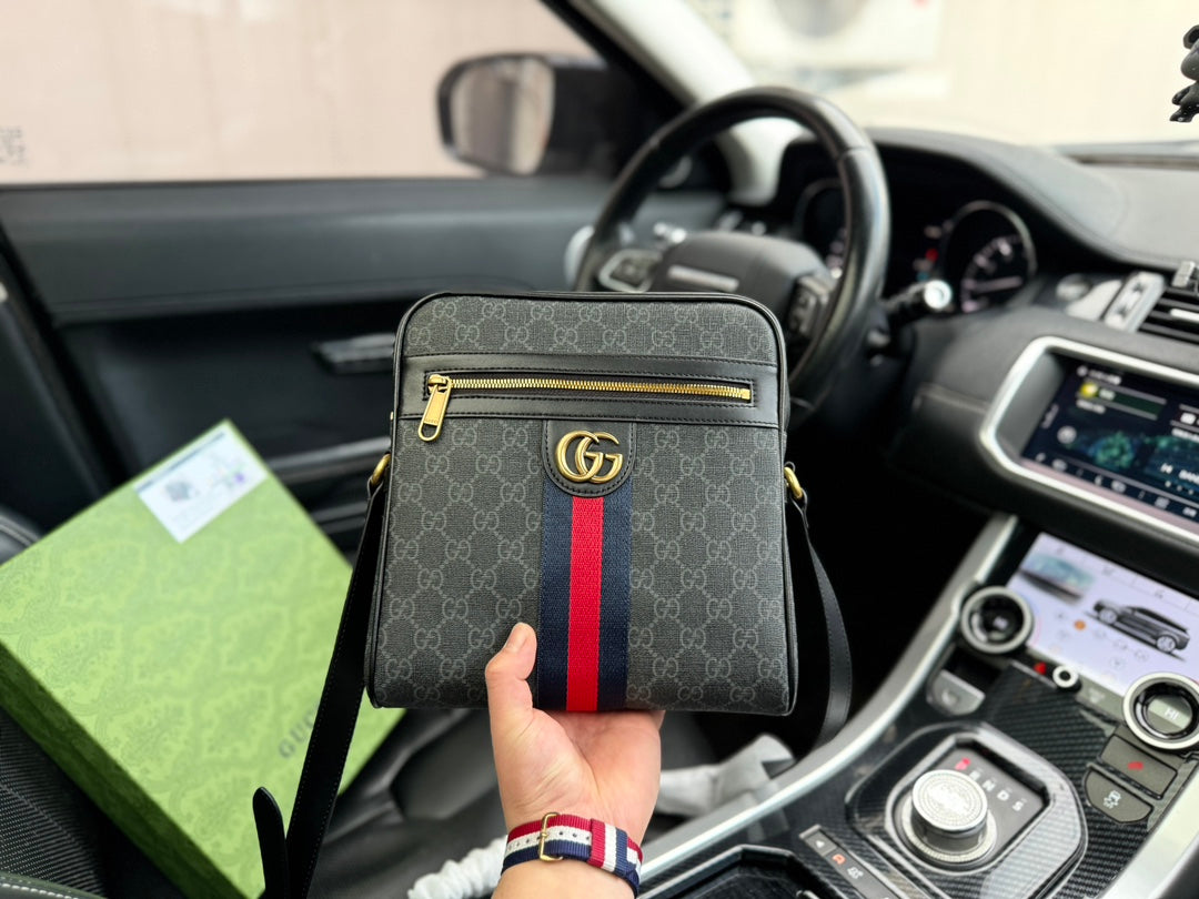 GUCCI-912