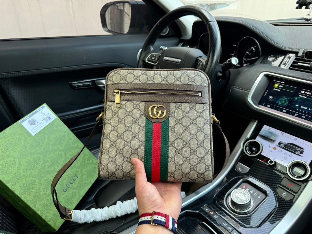 GUCCI-916