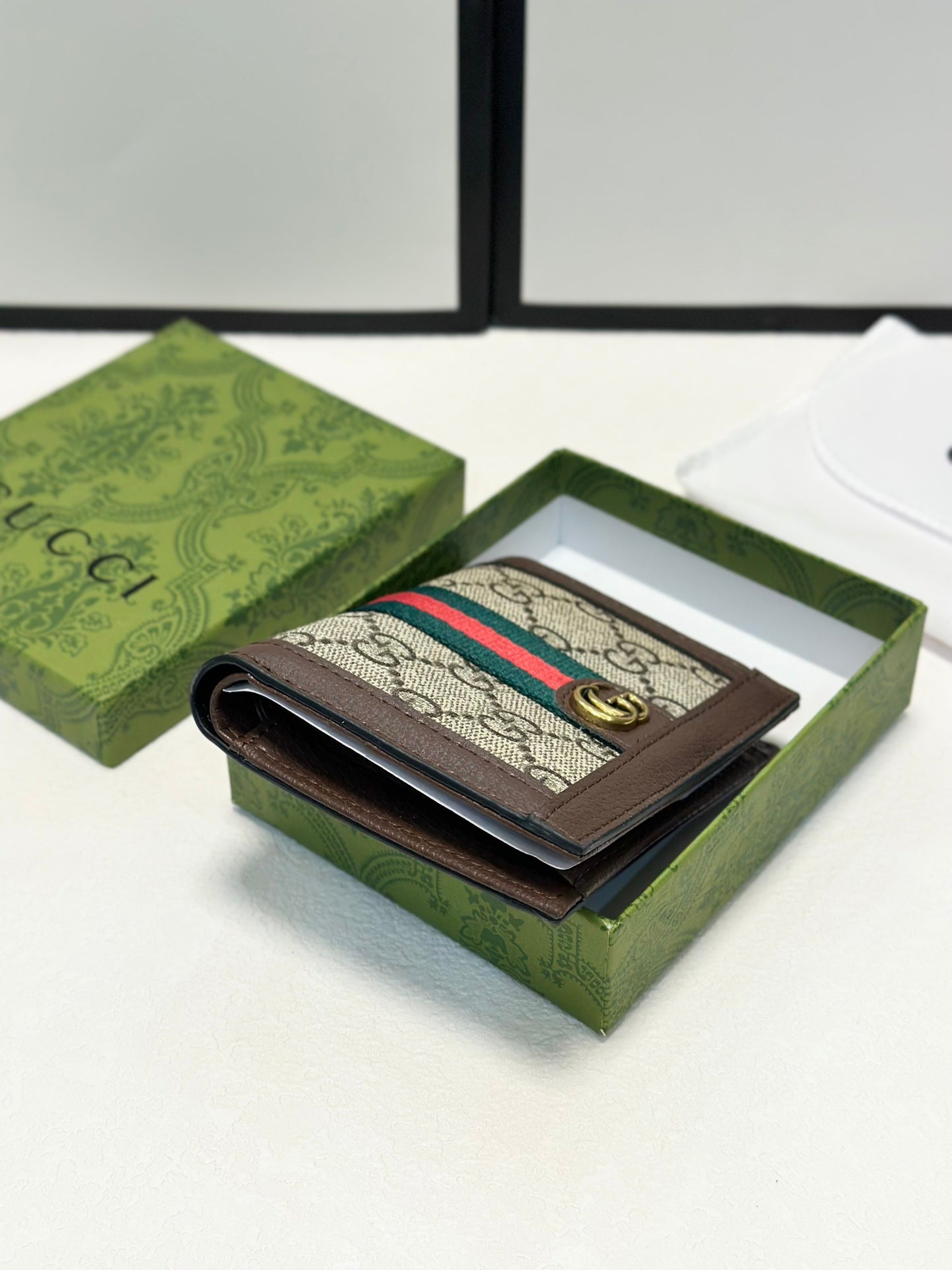 GUCCI-785