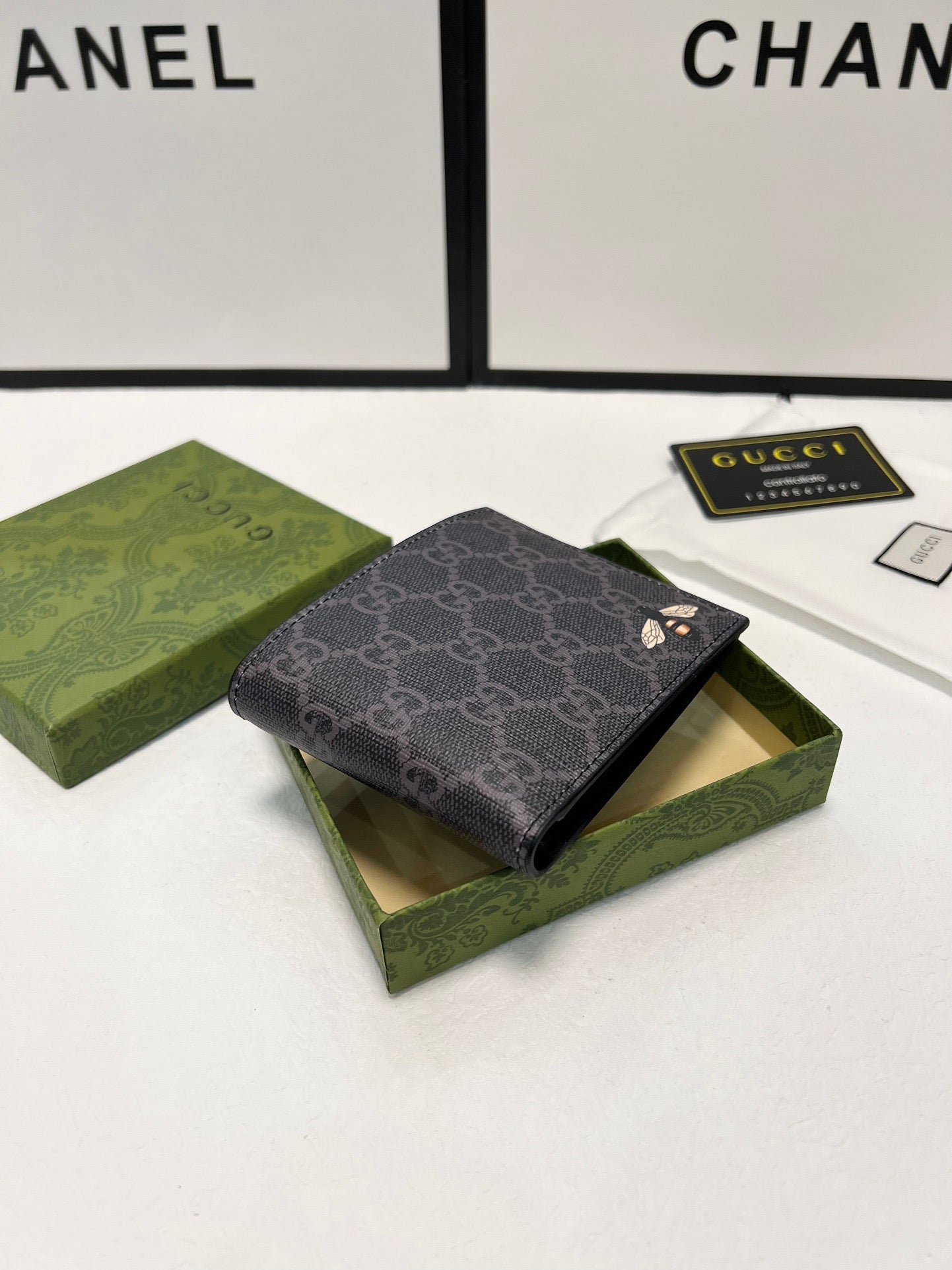 GUCCI-782
