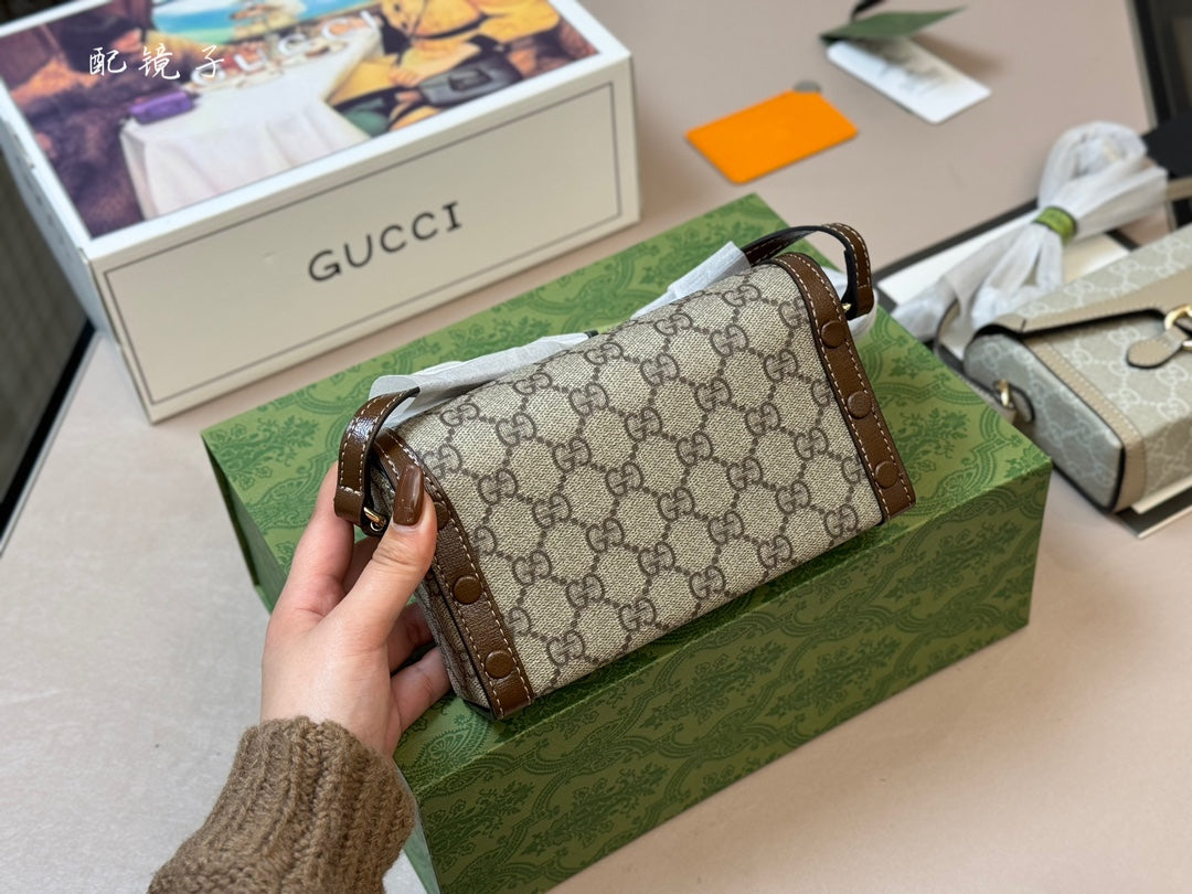GUCCI-940