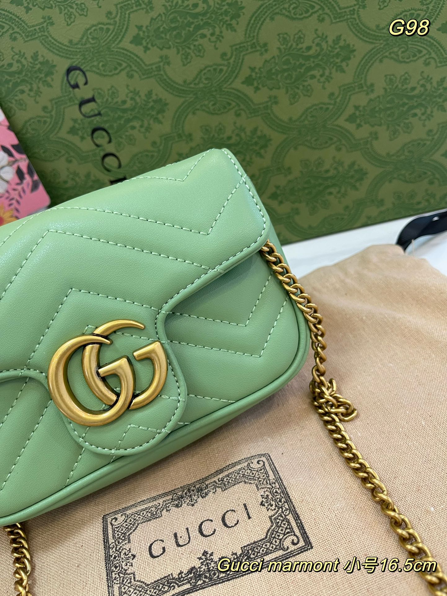 GUCCI-882