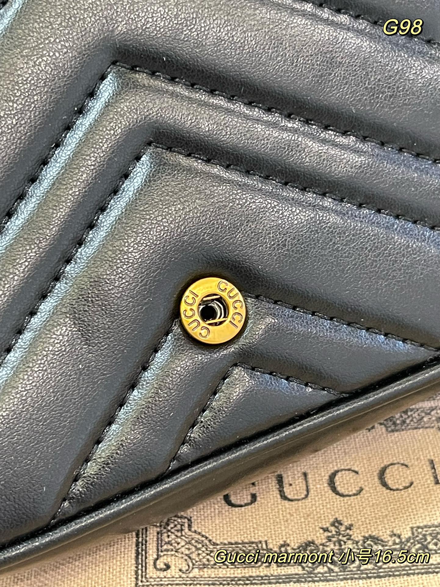 GUCCI-880