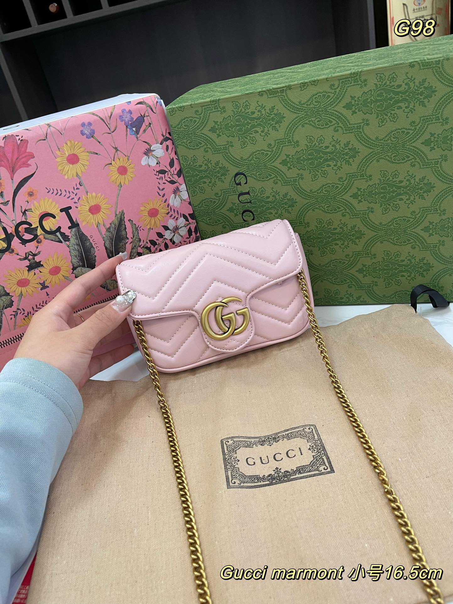 GUCCI-879