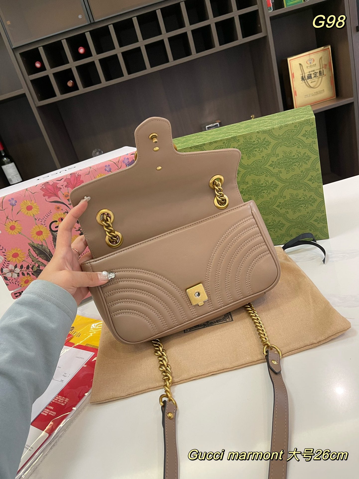 GUCCI-954