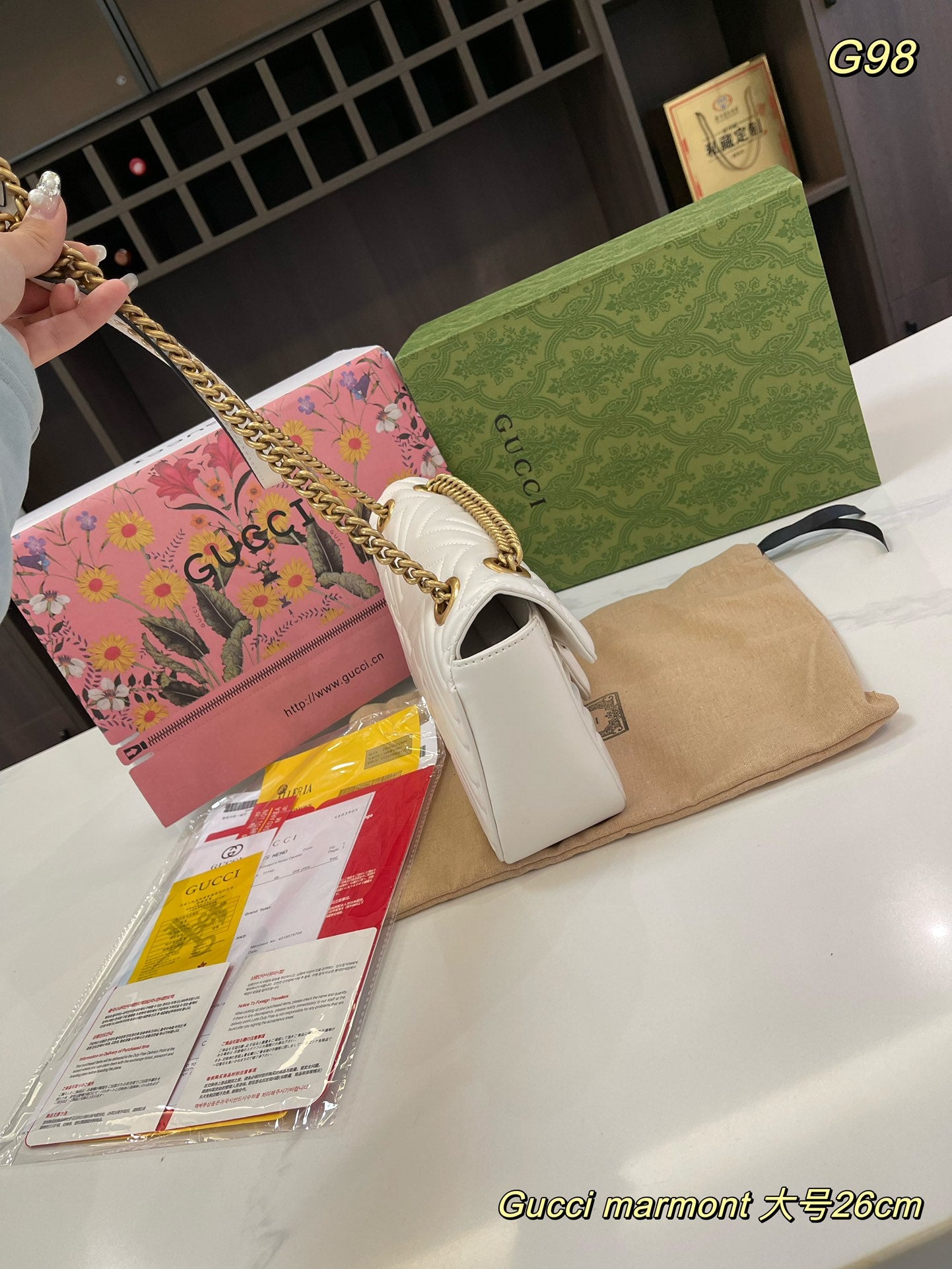 GUCCI-946