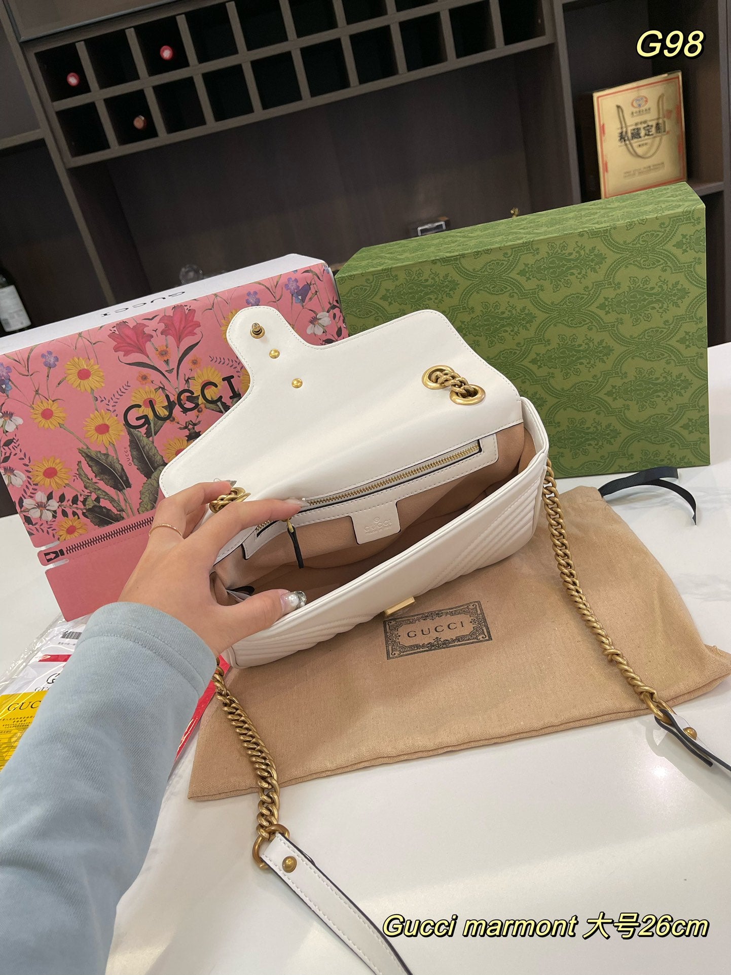 GUCCI-946