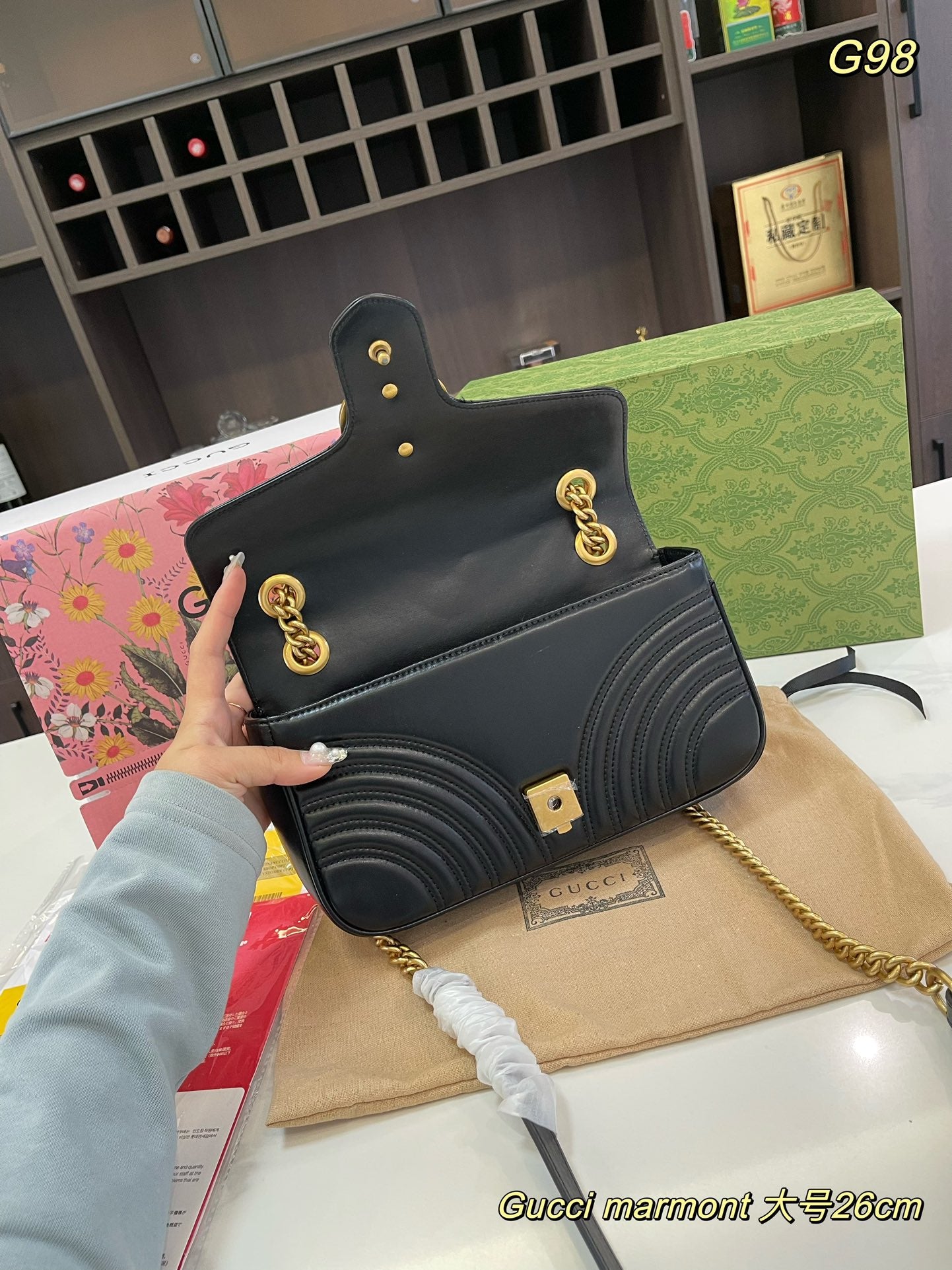 GUCCI-948