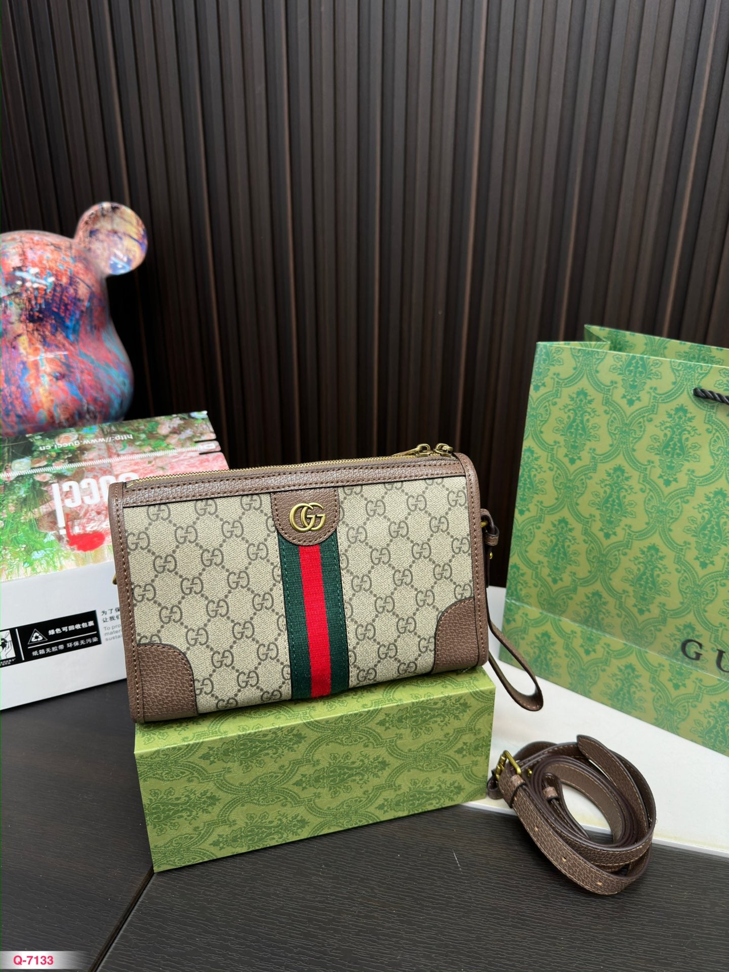GUCCI-1021