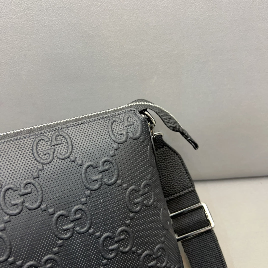 GUCCI-976