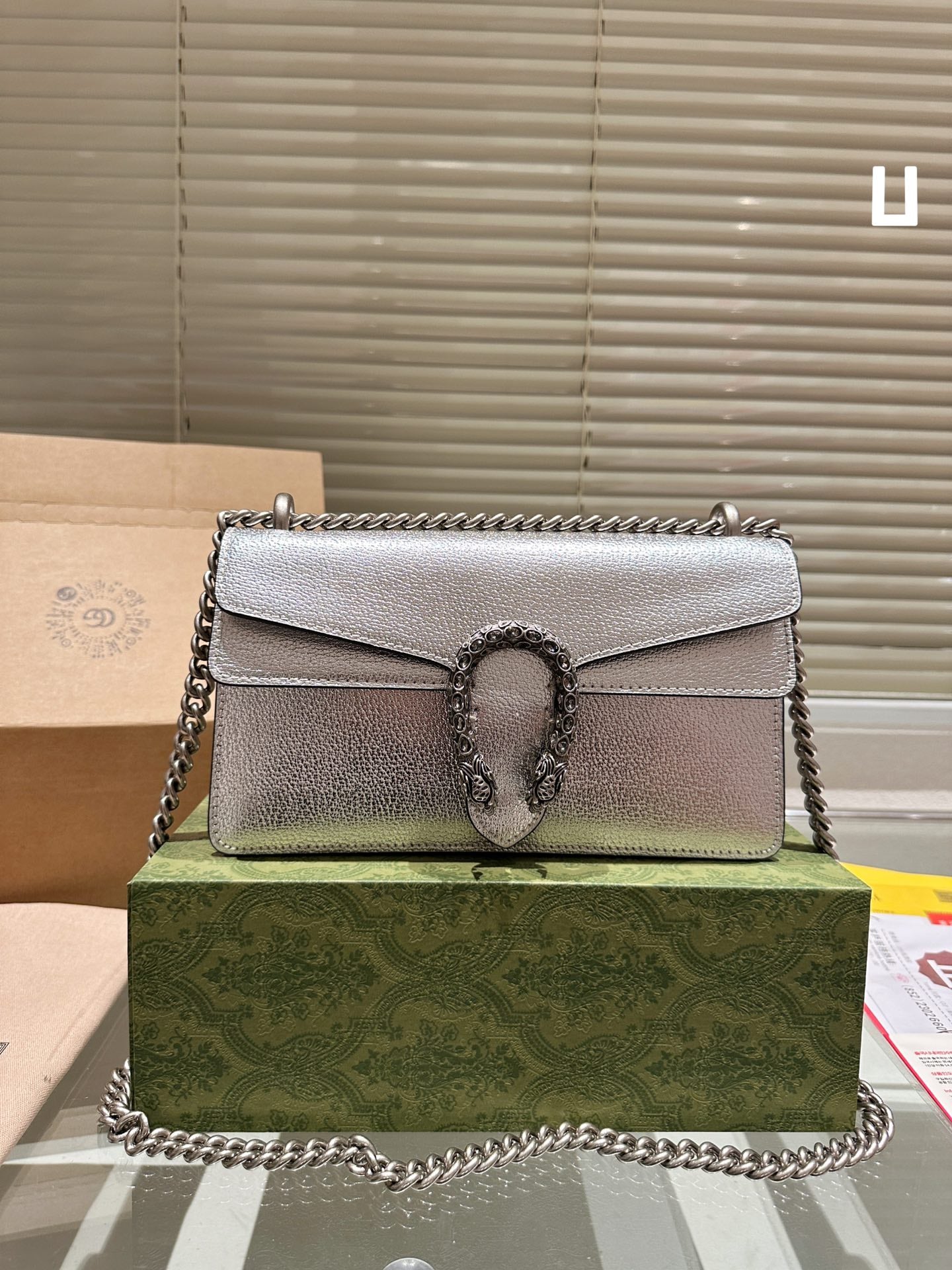 GUCCI-1093