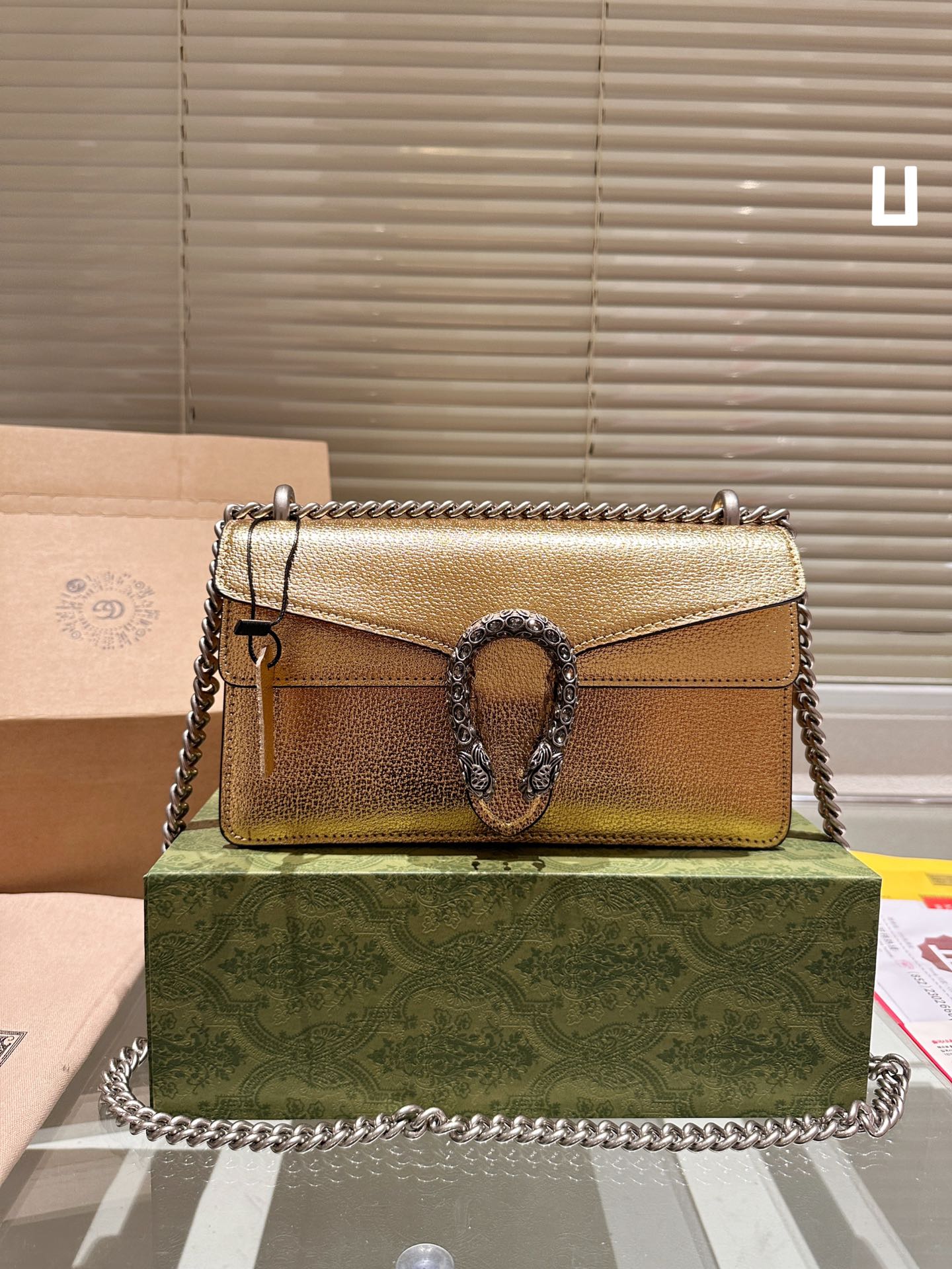 GUCCI-1093