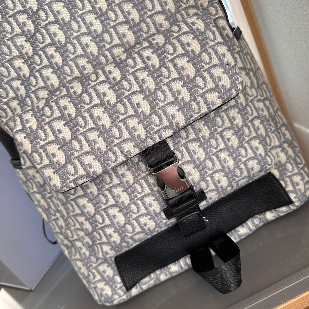 GUCCI-1000