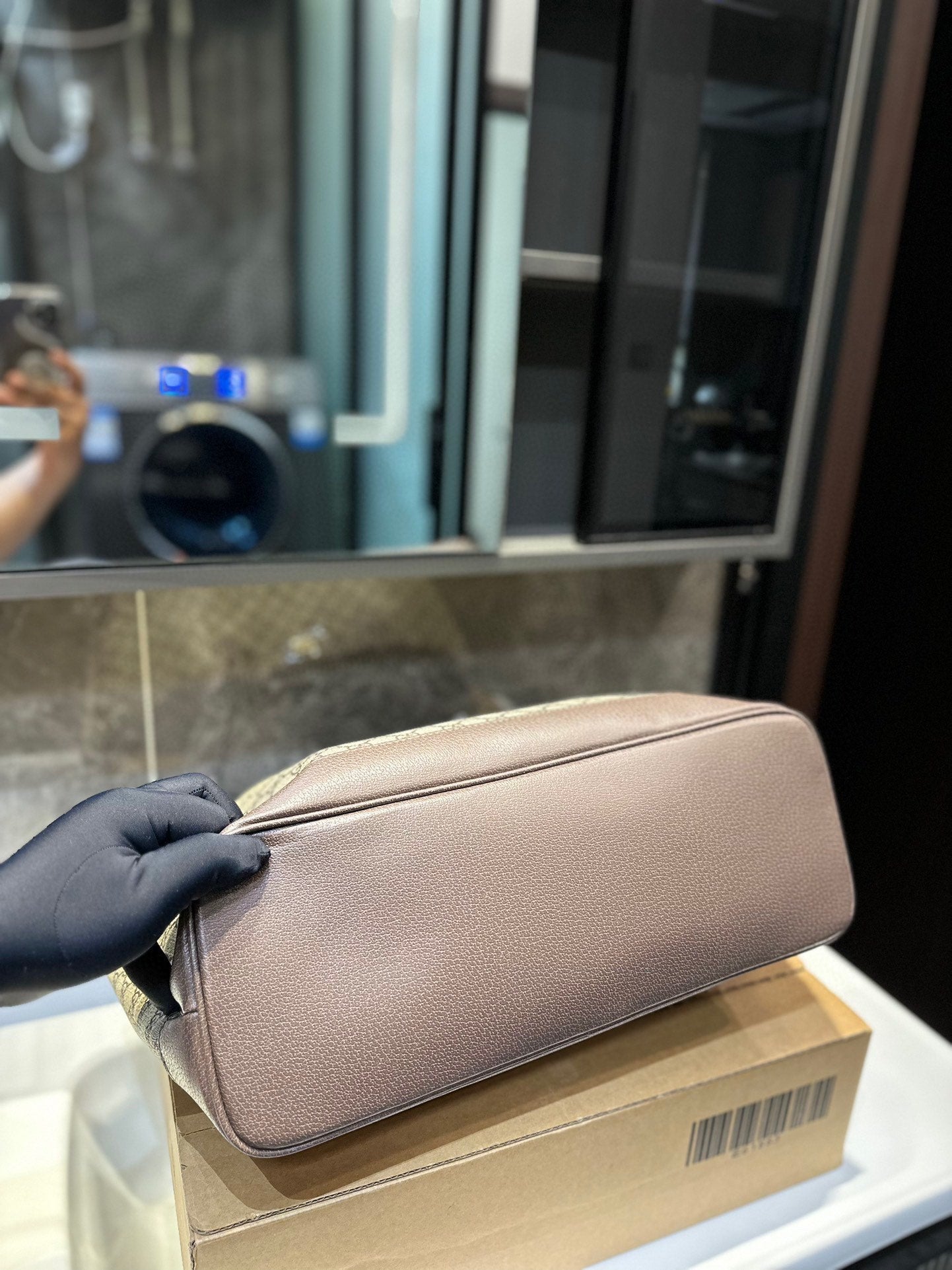 GUCCI-1027