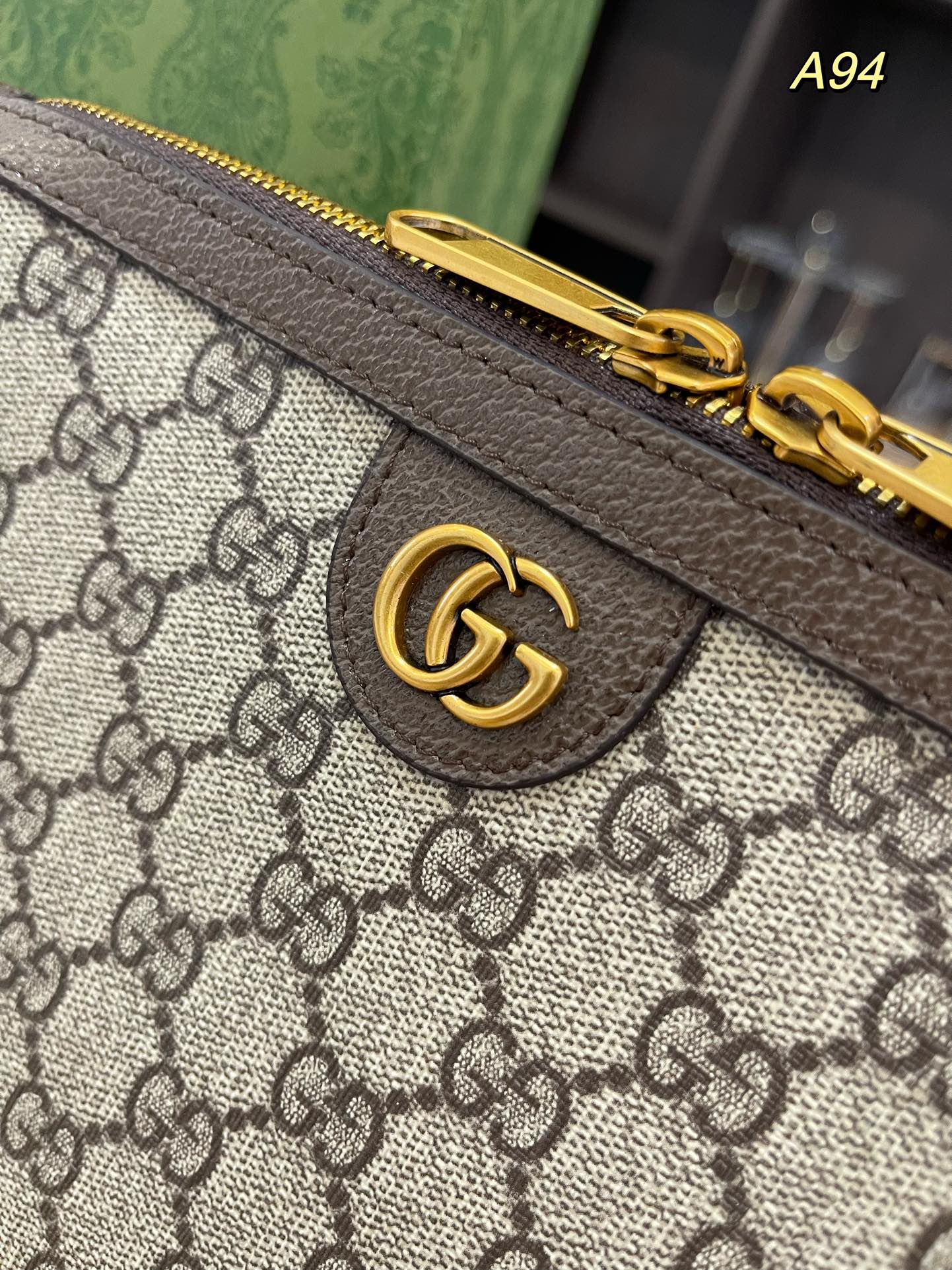GUCCI-993