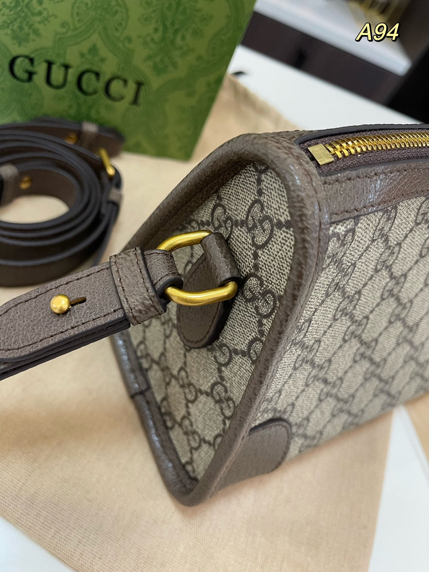 GUCCI-993