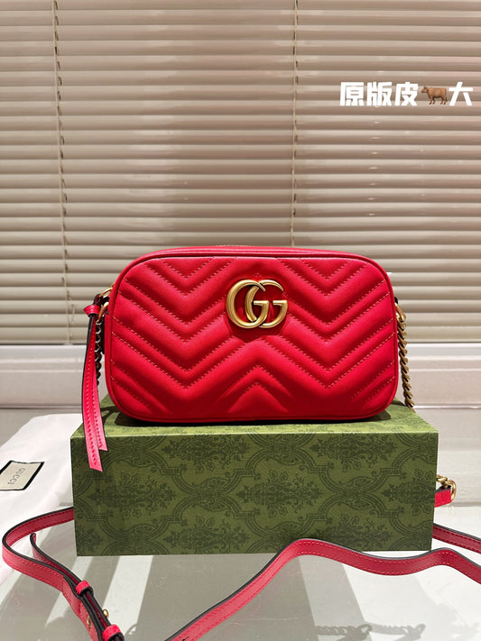GUCCI-1073
