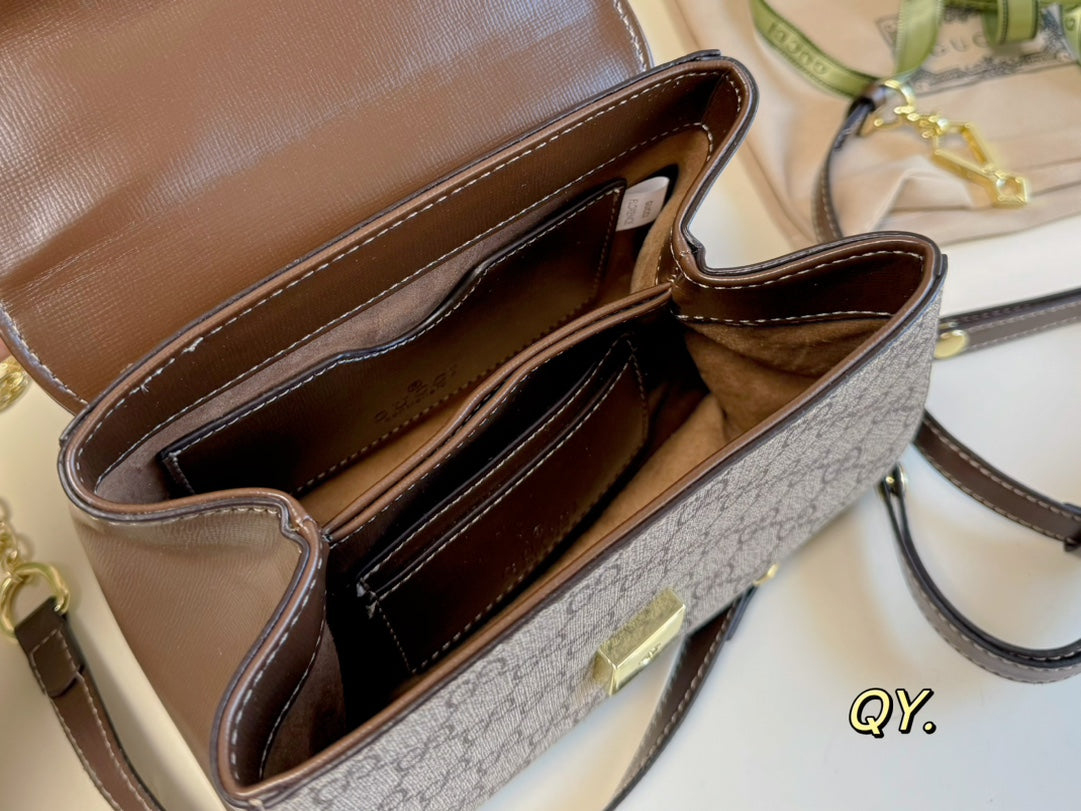 GUCCI-875