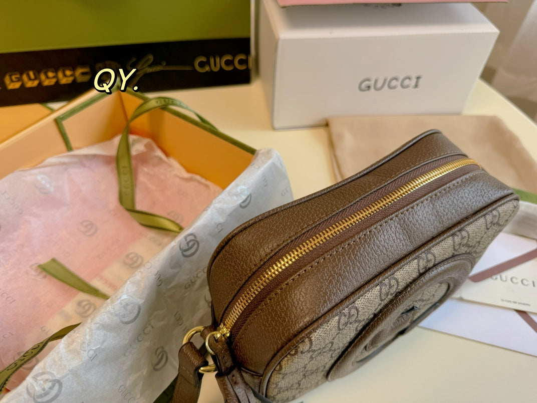 GUCCI-819