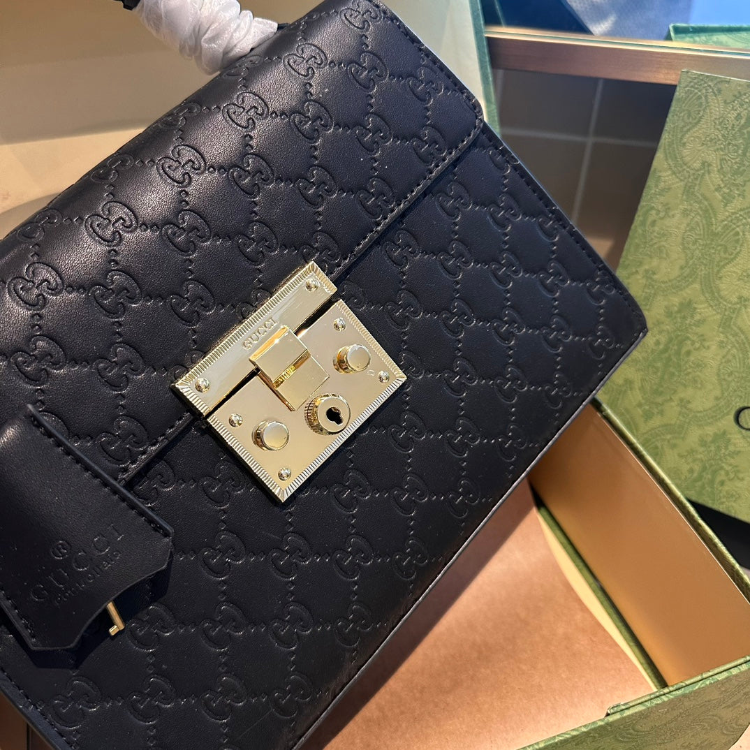 GUCCI-827