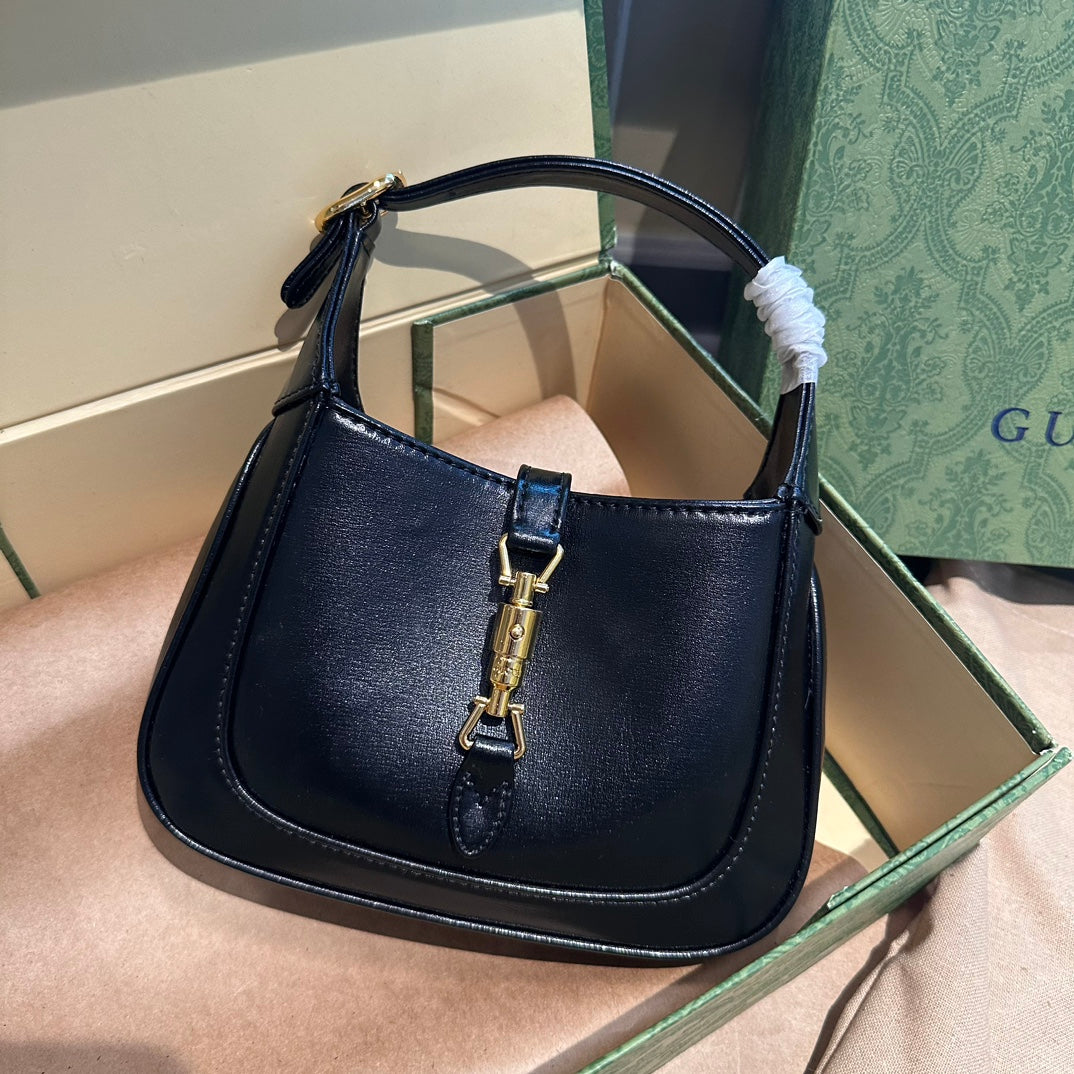 GUCCI-941