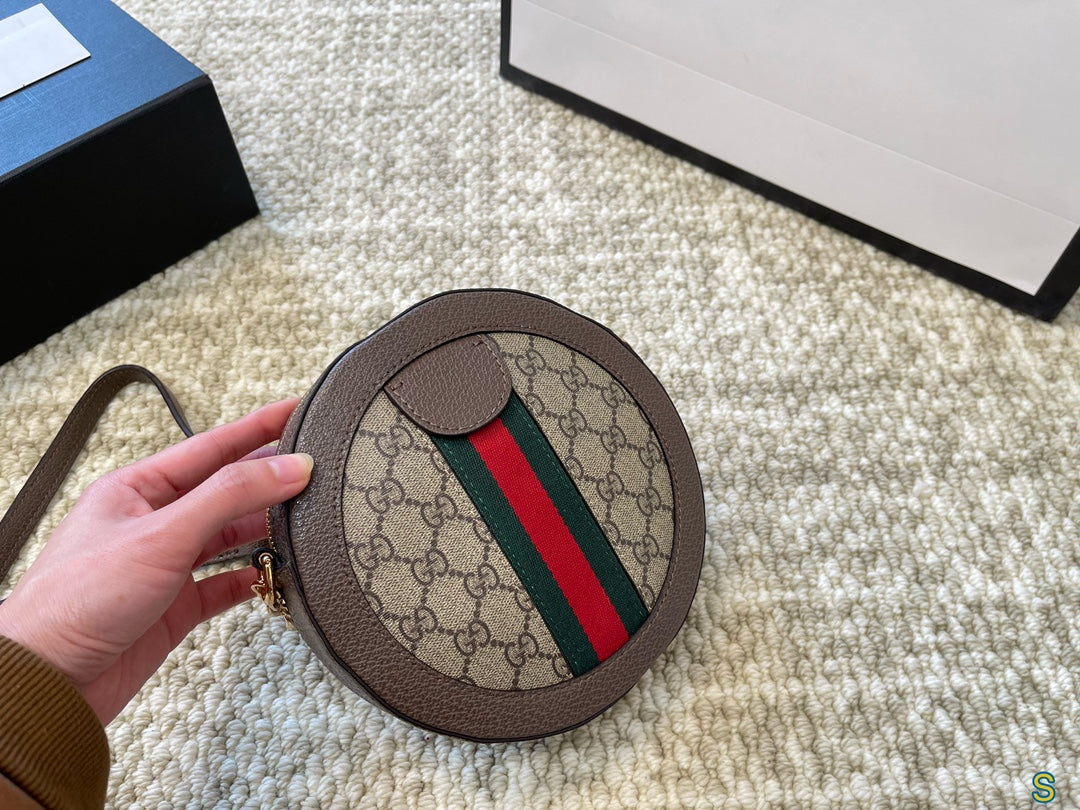 GUCCI-988