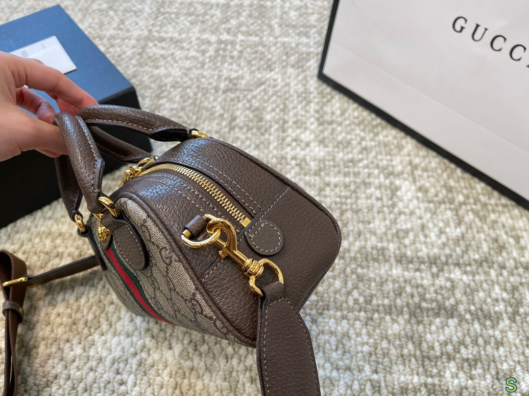 GUCCI-1047