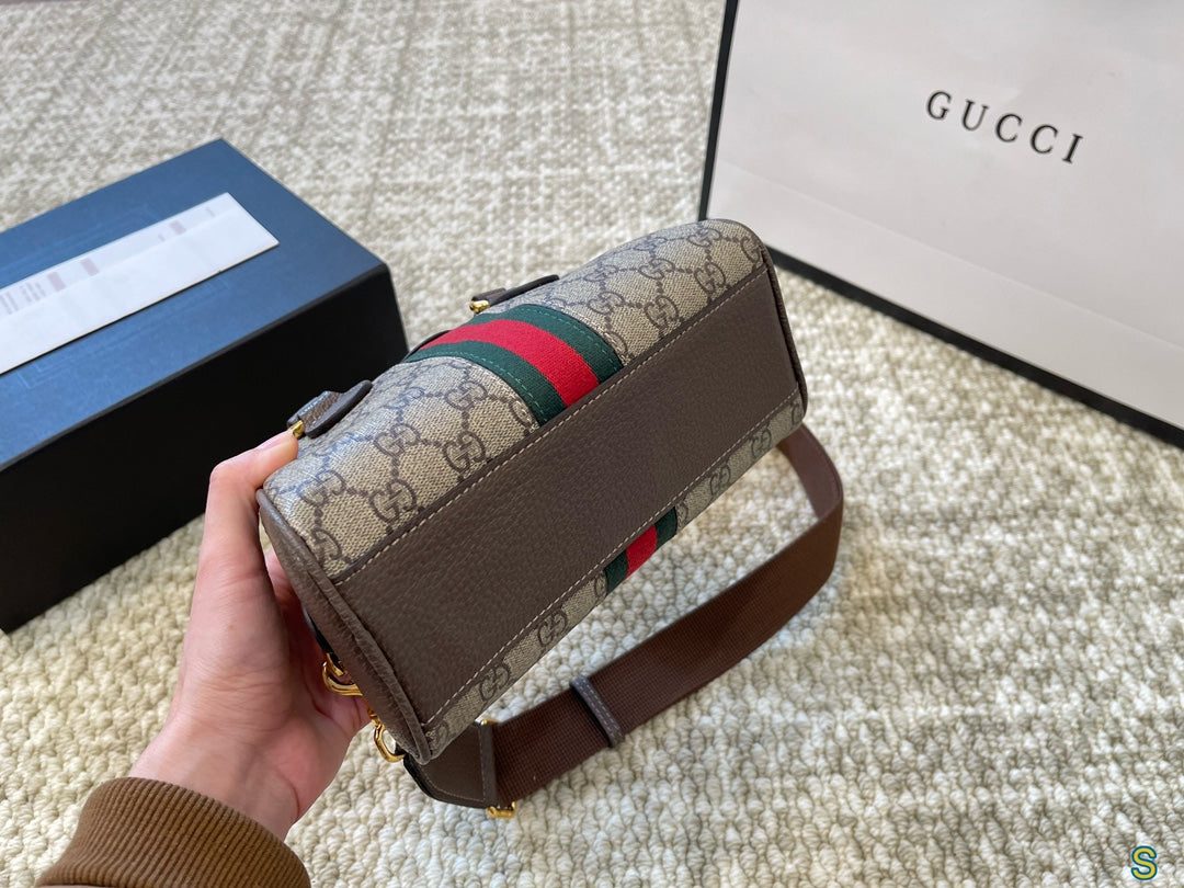 GUCCI-1047